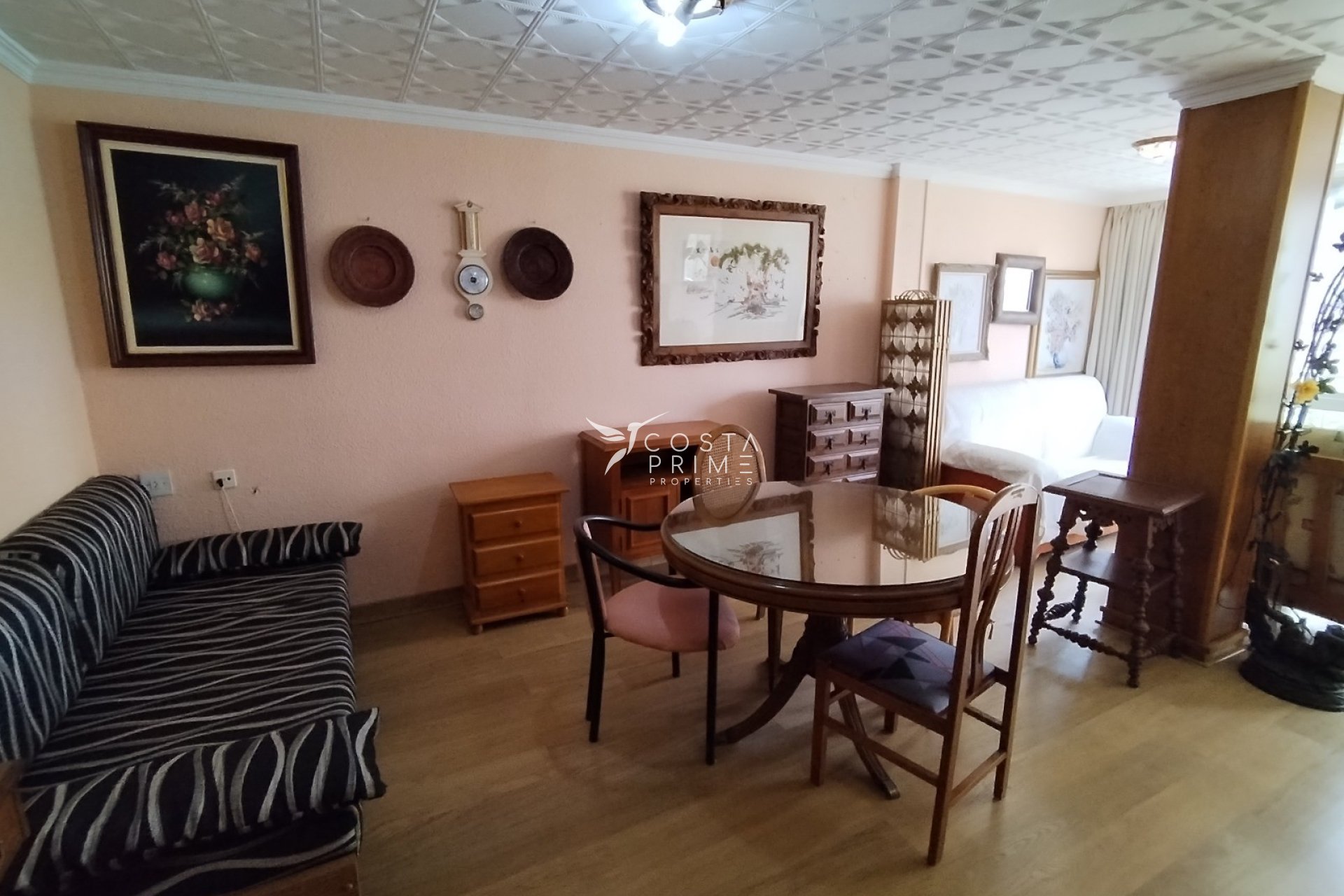 Resale - Apartment / Flat - Benidorm