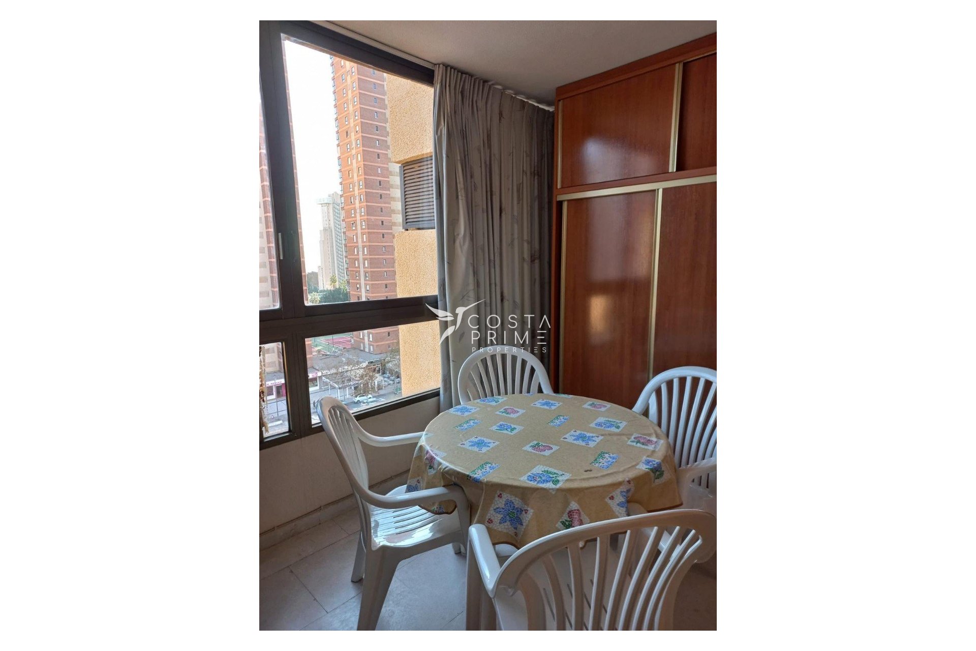 Resale - Apartment / Flat - Benidorm