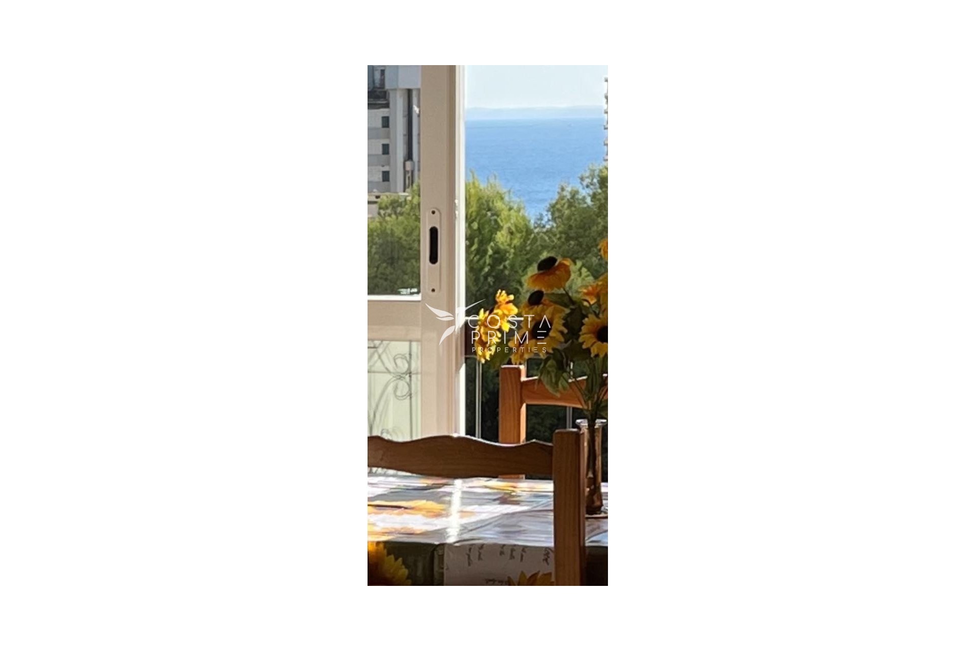 Resale - Apartment / Flat - Benidorm