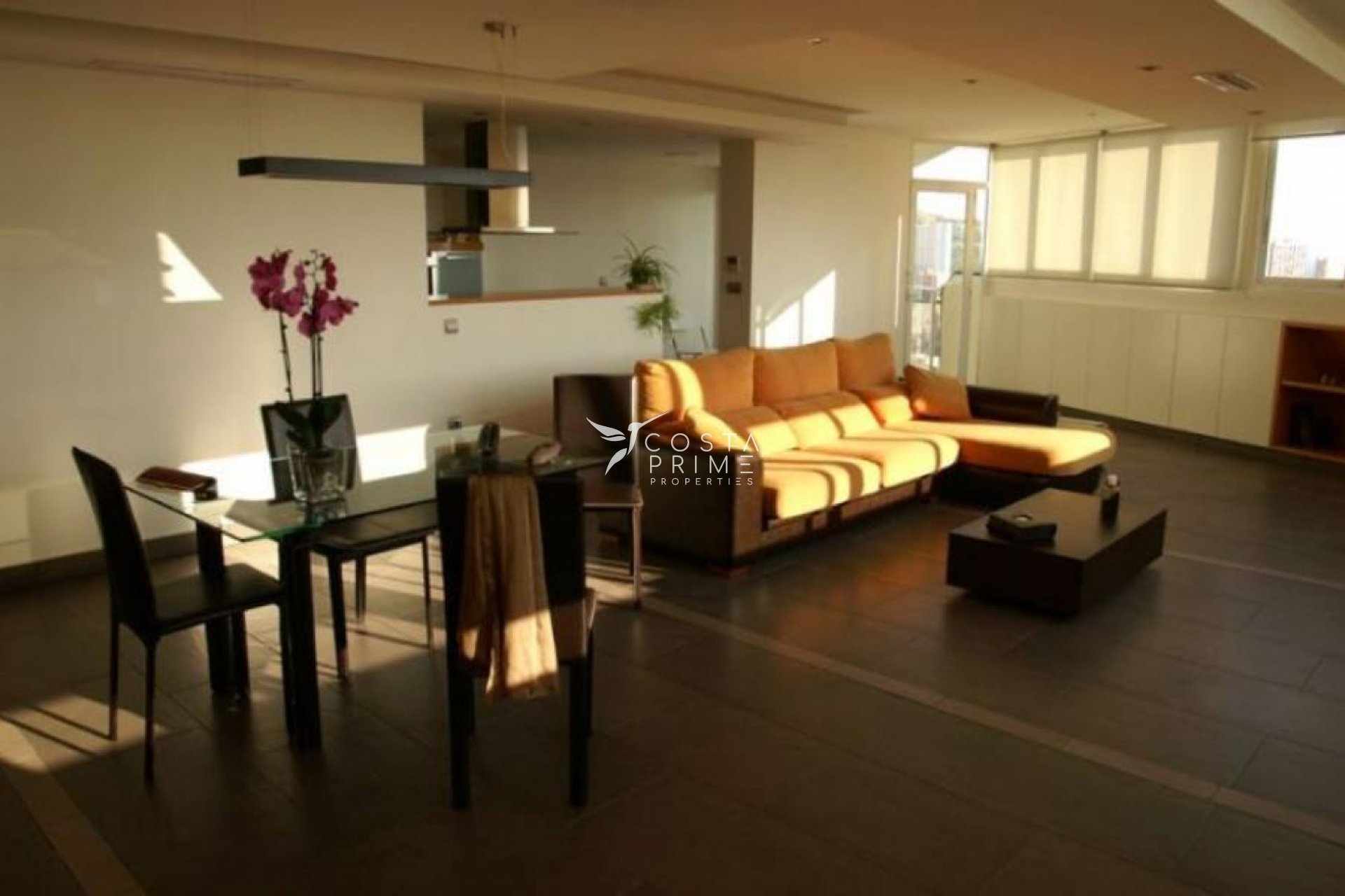 Resale - Apartment / Flat - Benidorm