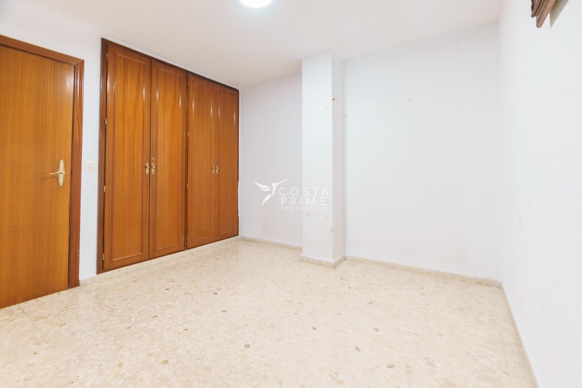 Resale - Apartment / Flat - Benidorm