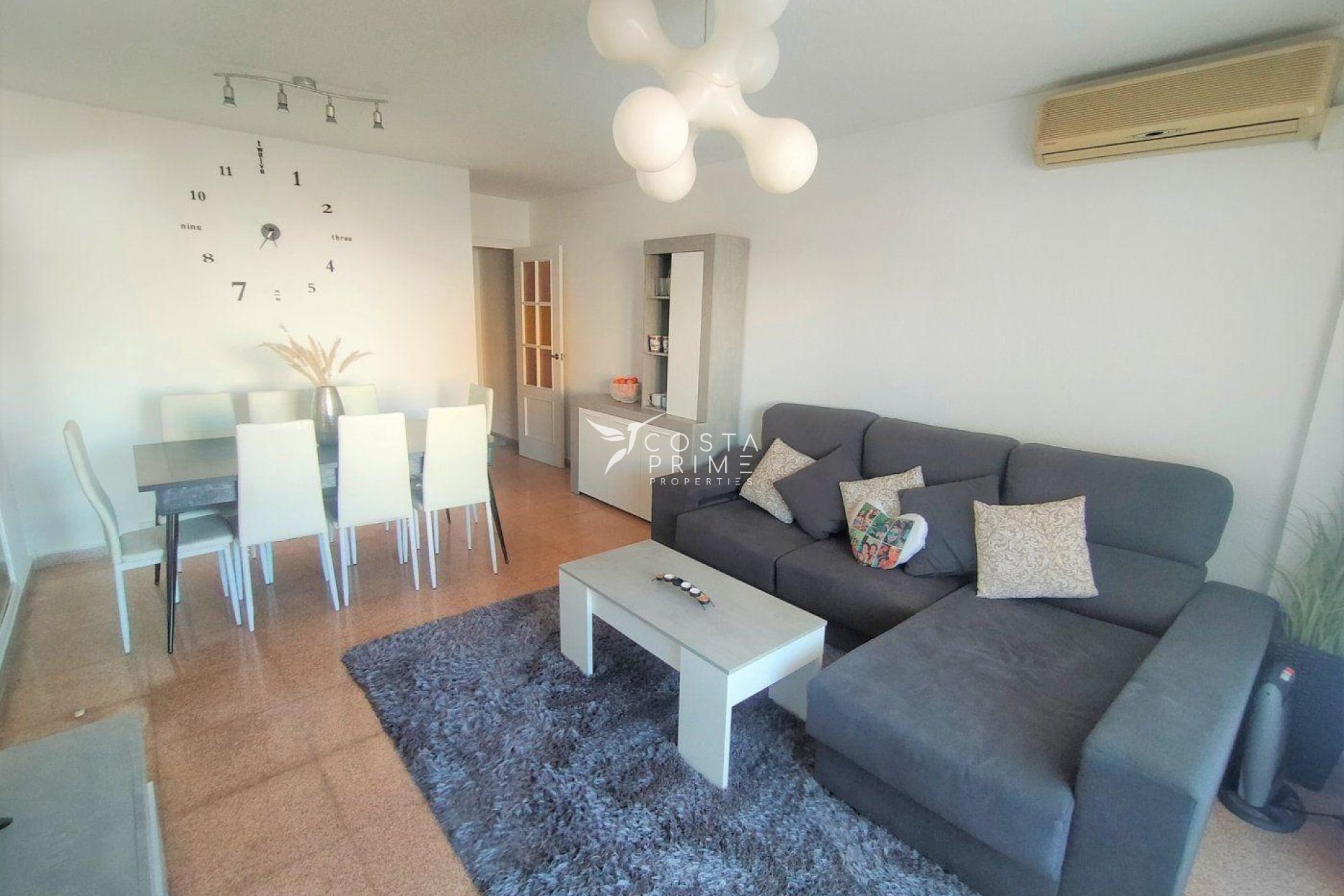 Resale - Apartment / Flat - Benidorm