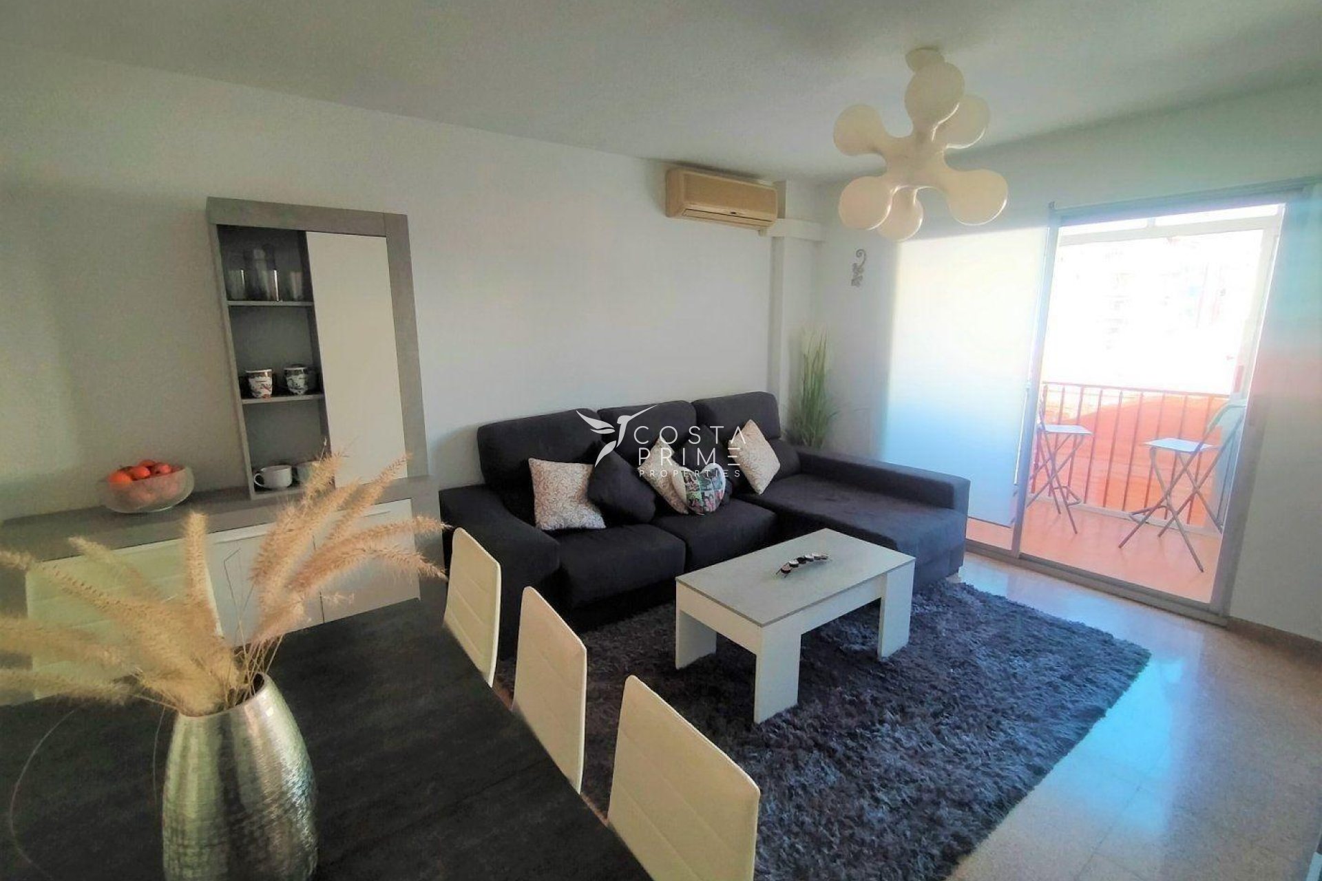 Resale - Apartment / Flat - Benidorm