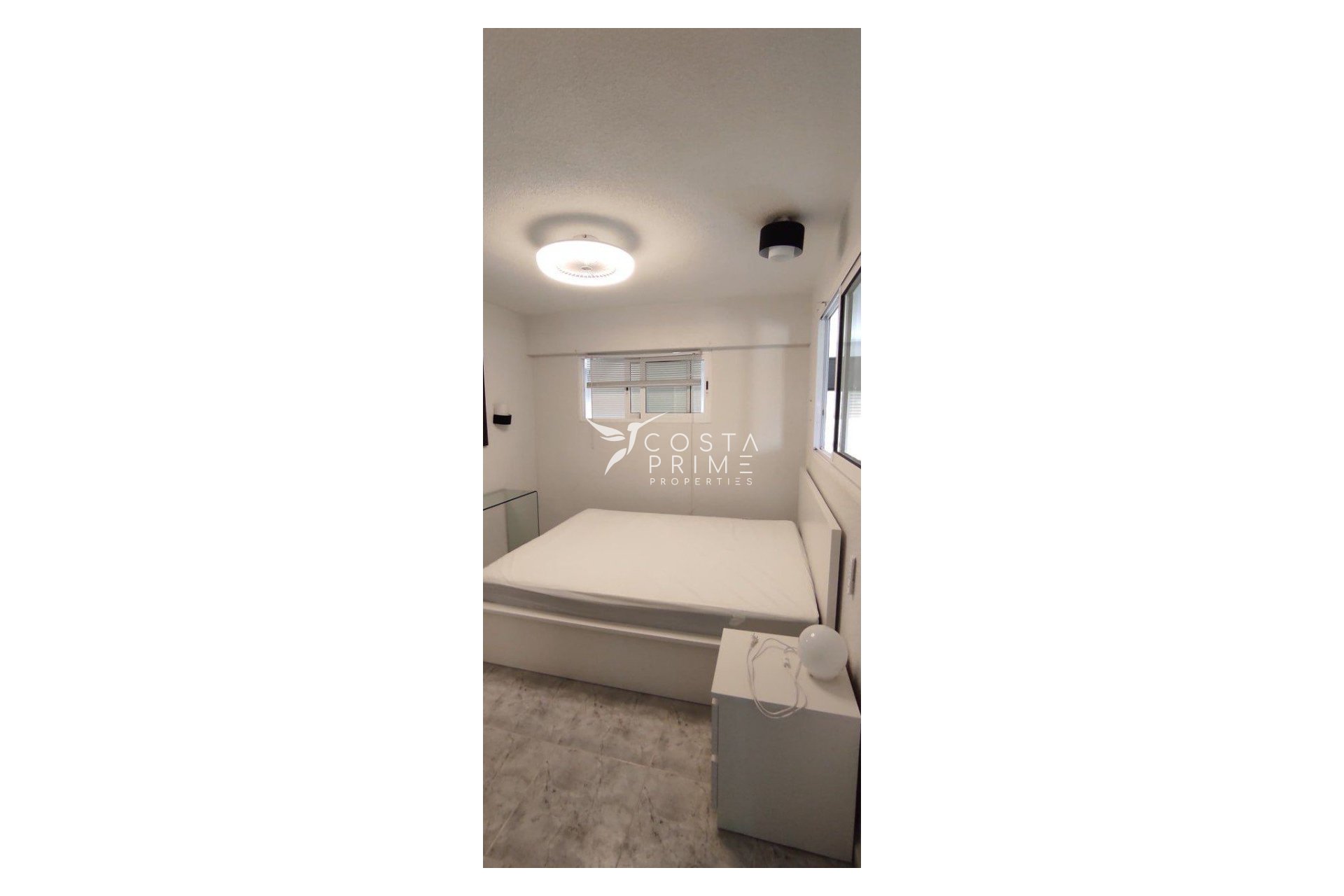 Resale - Apartment / Flat - Benidorm