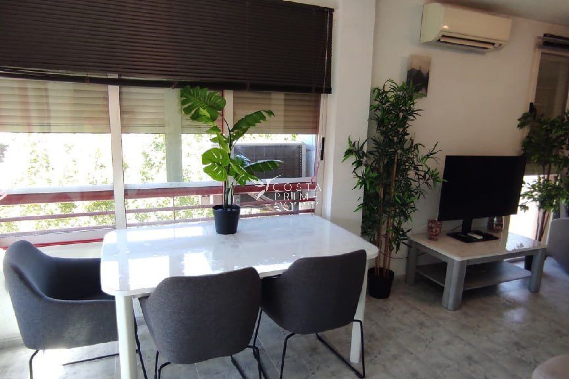 Resale - Apartment / Flat - Benidorm