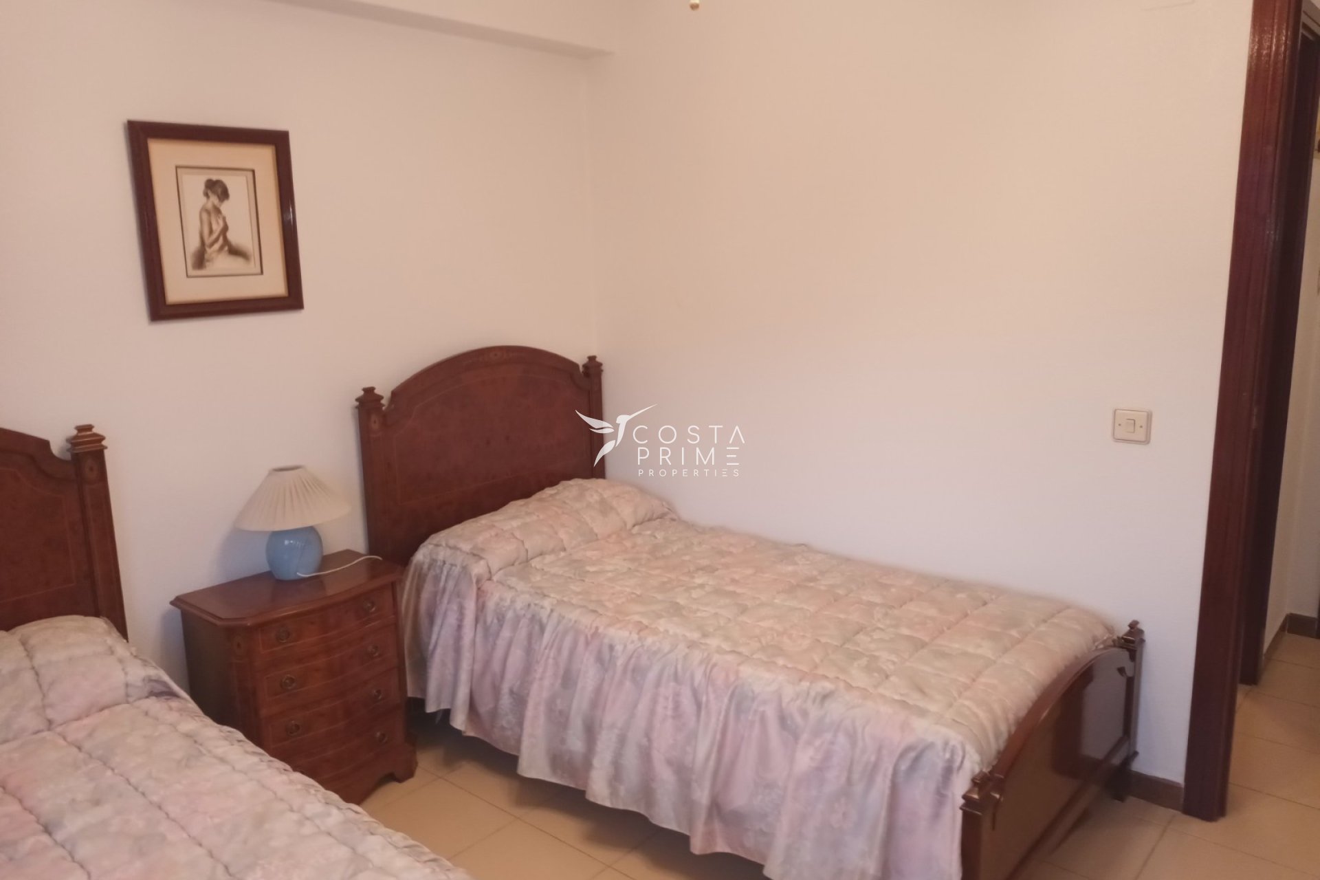 Resale - Apartment / Flat - Benidorm