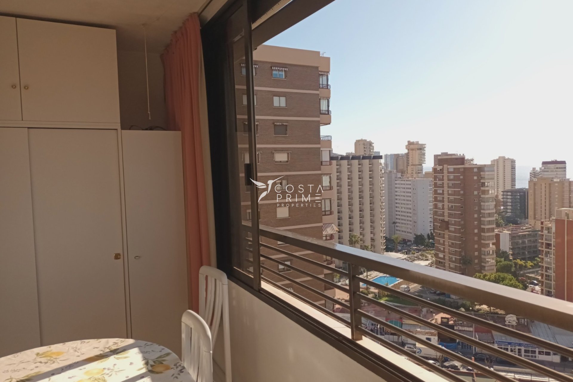 Resale - Apartment / Flat - Benidorm