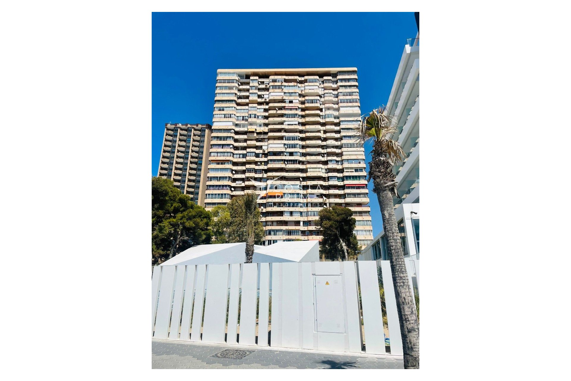 Resale - Apartment / Flat - Benidorm