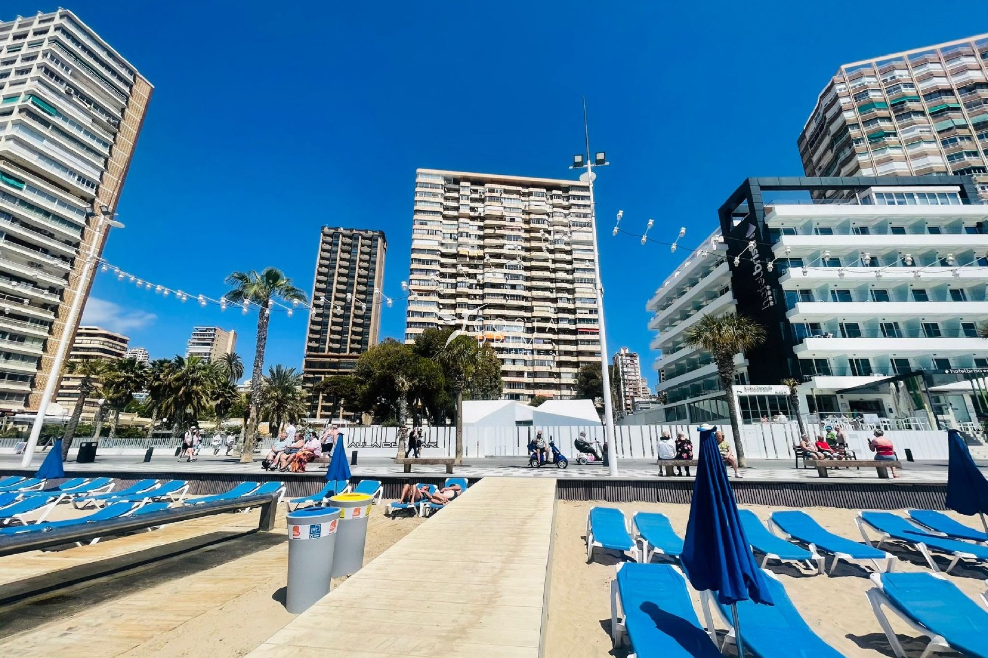 Resale - Apartment / Flat - Benidorm