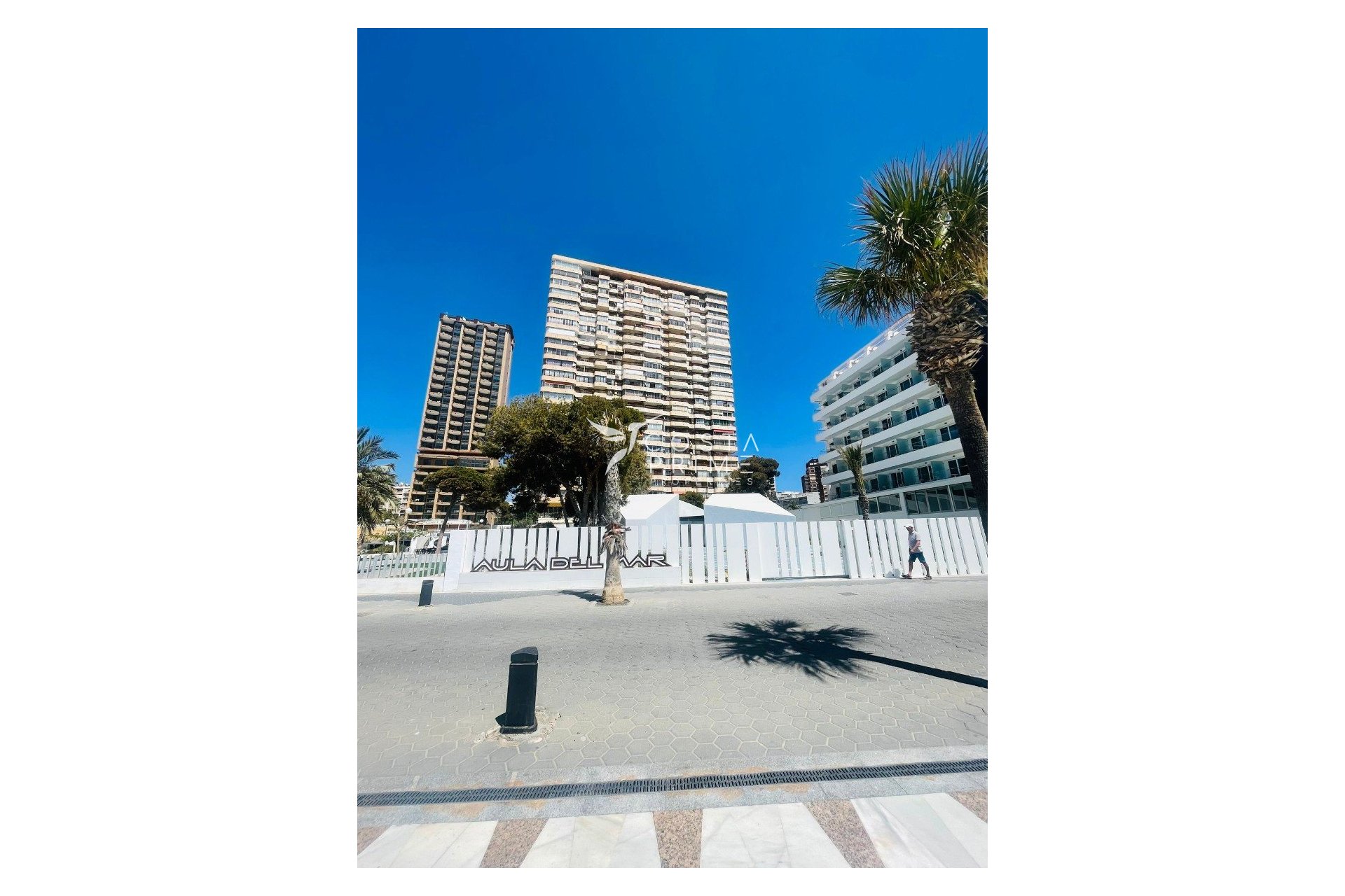 Resale - Apartment / Flat - Benidorm