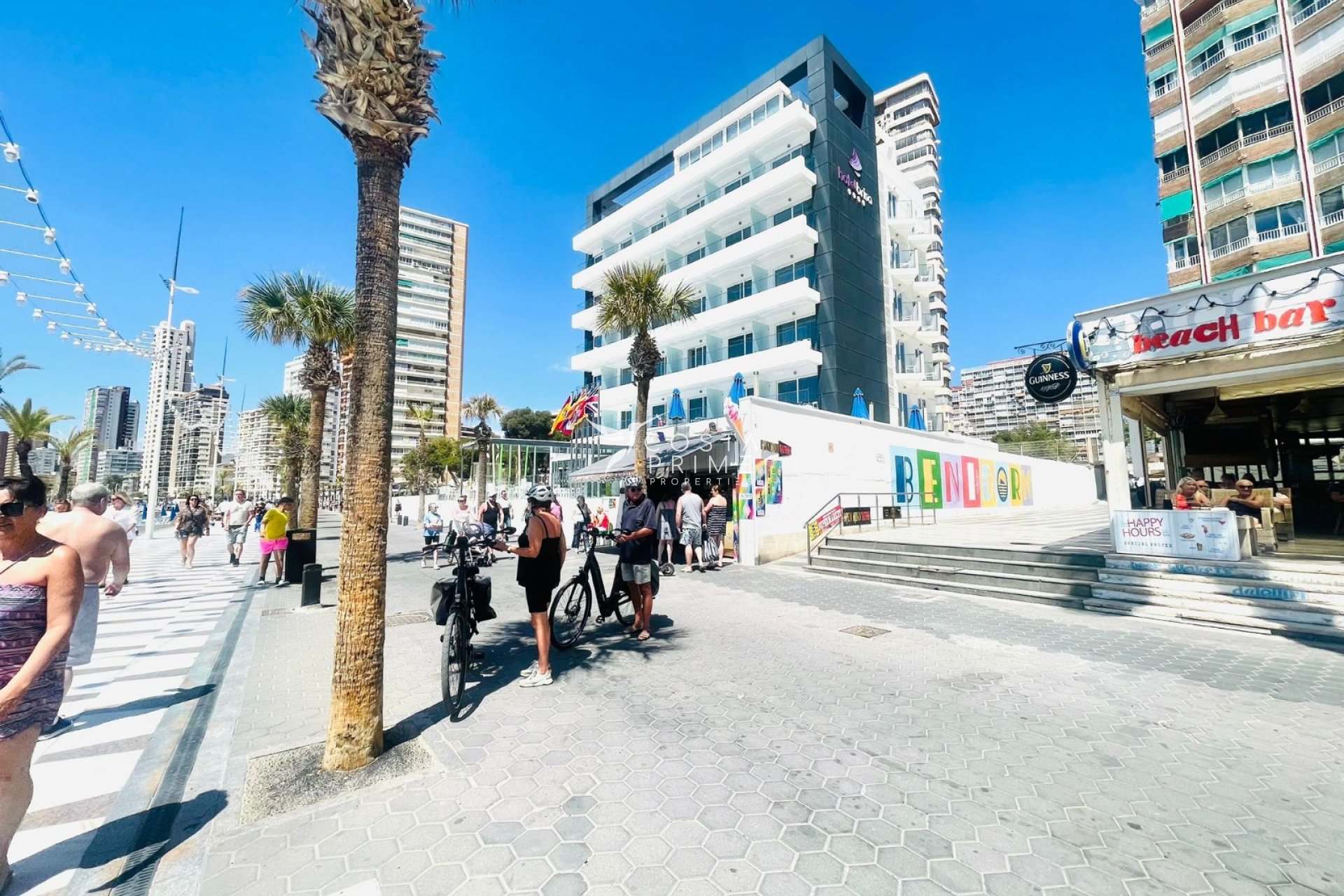 Resale - Apartment / Flat - Benidorm