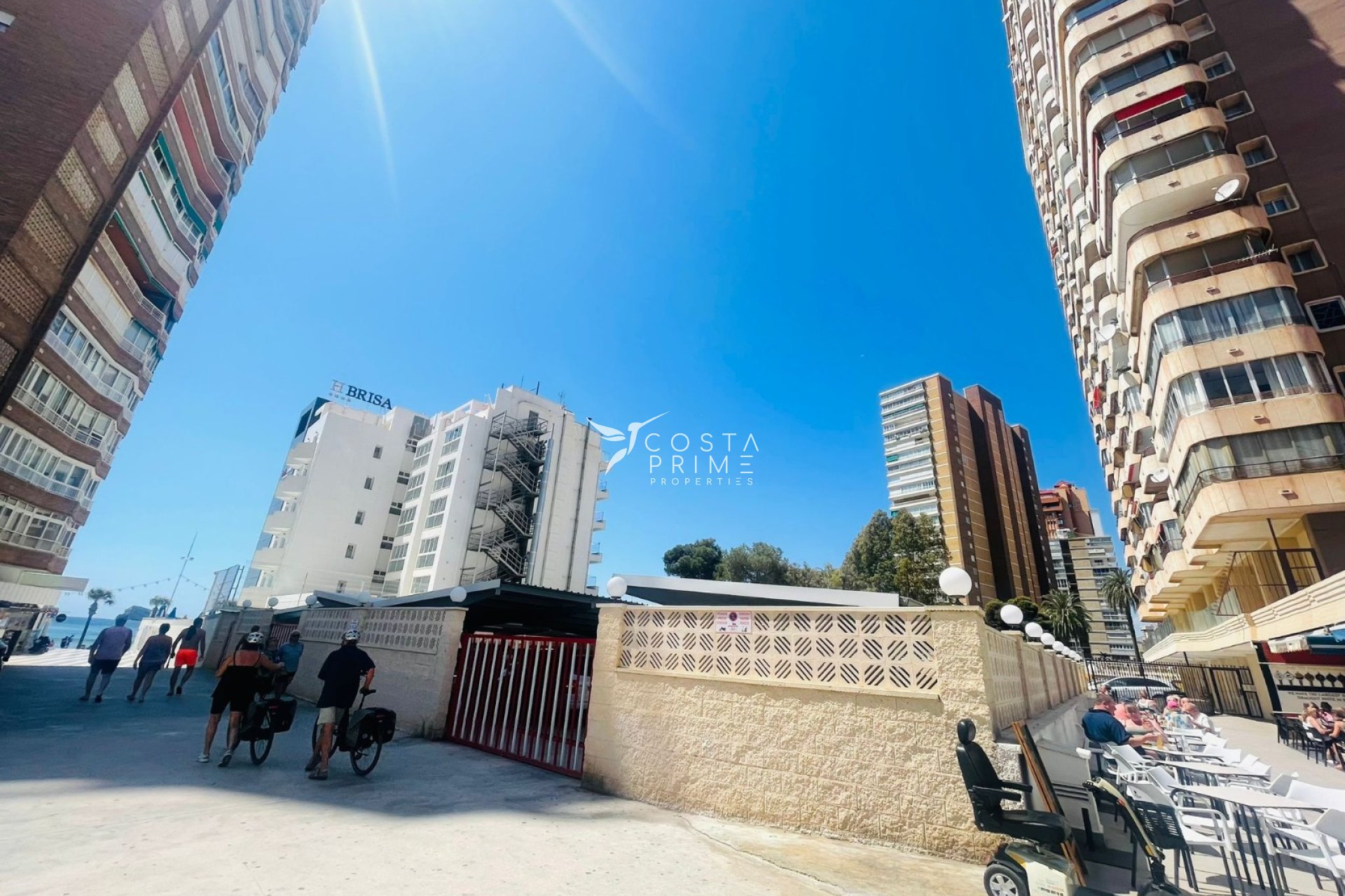 Resale - Apartment / Flat - Benidorm