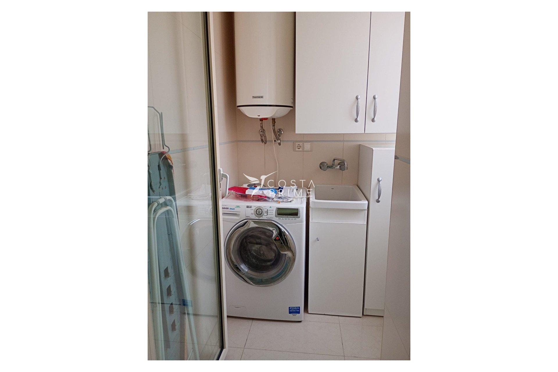 Resale - Apartment / Flat - Benidorm