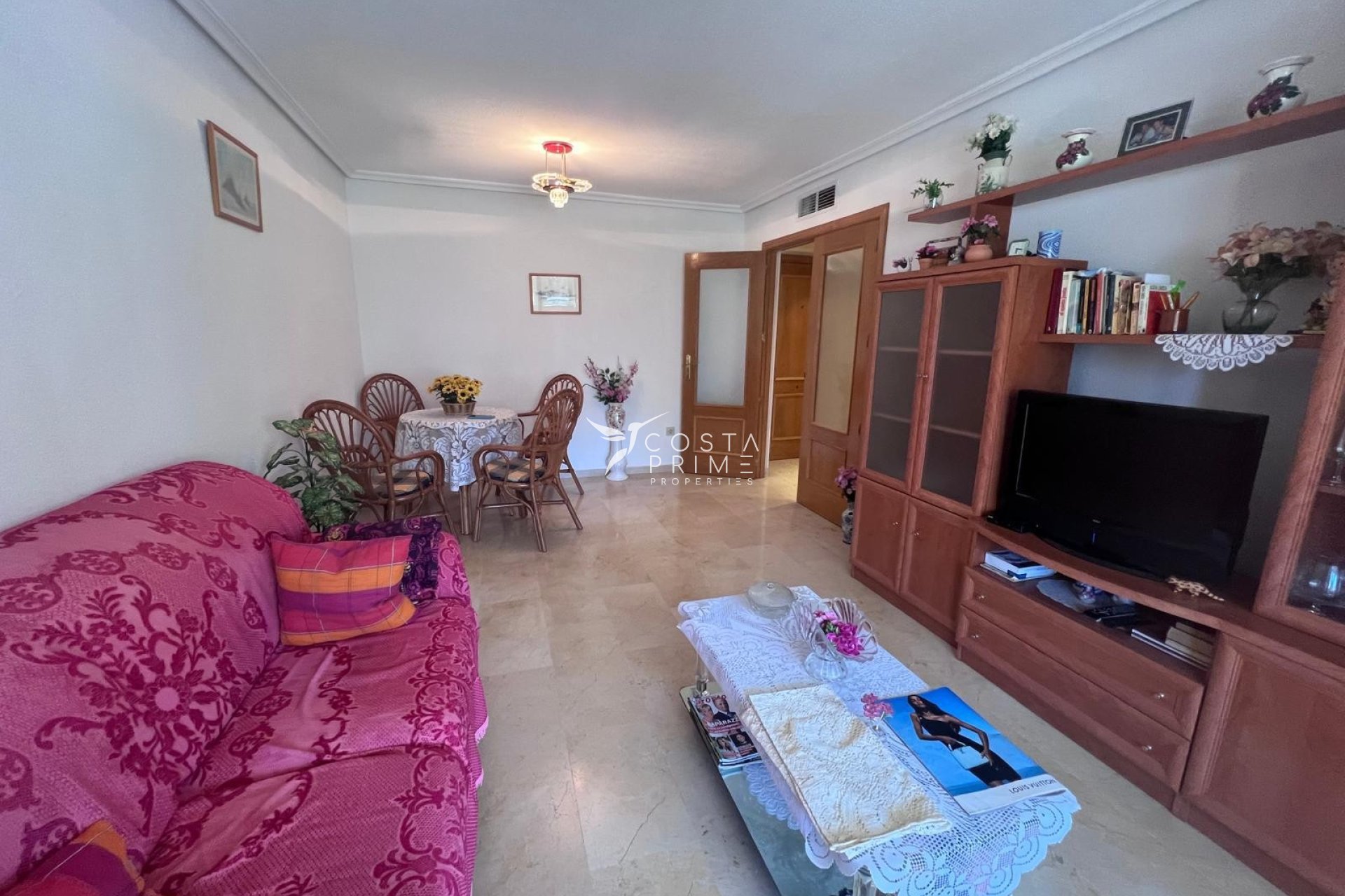 Resale - Apartment / Flat - Benidorm