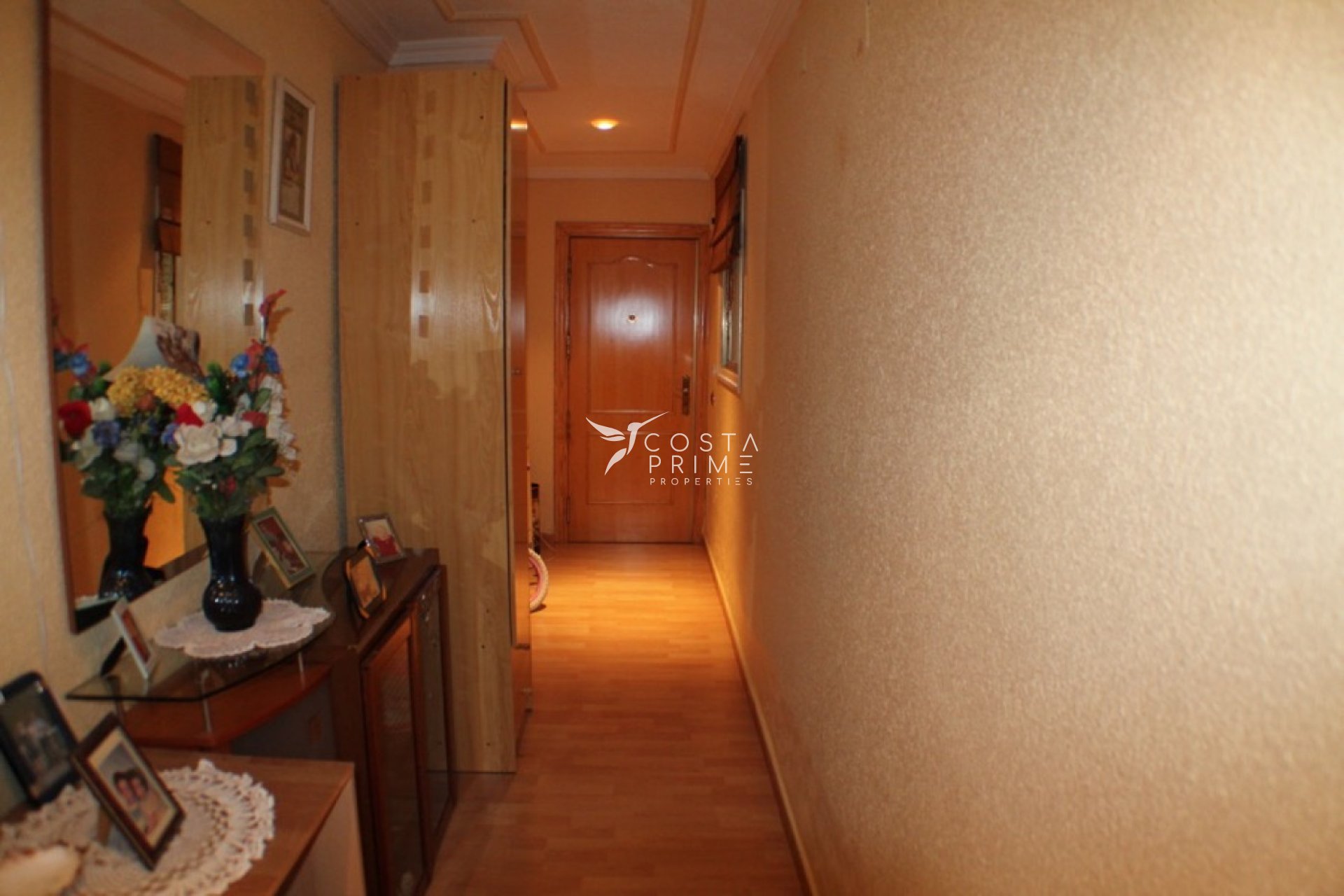 Resale - Apartment / Flat - Benidorm