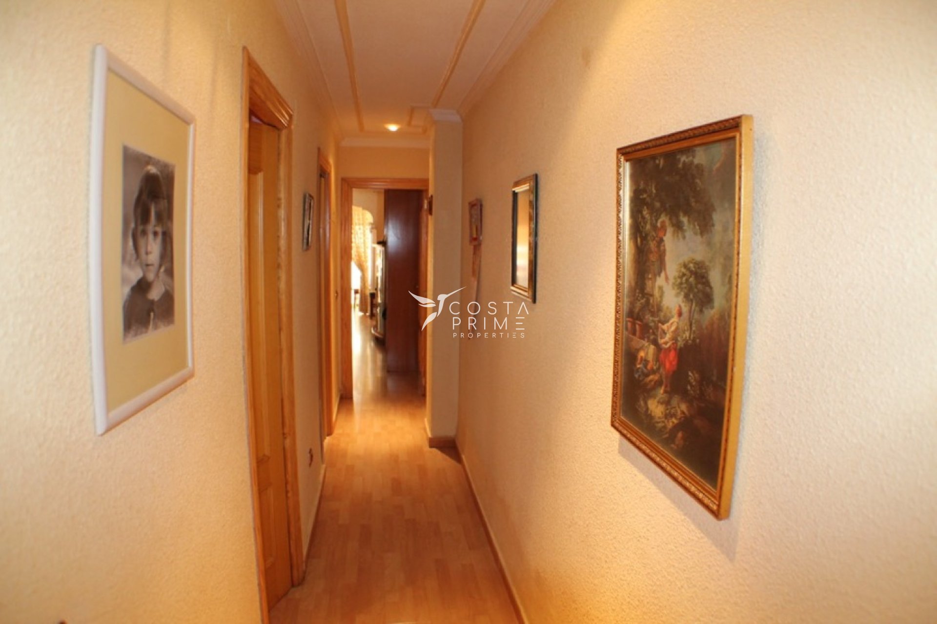 Resale - Apartment / Flat - Benidorm