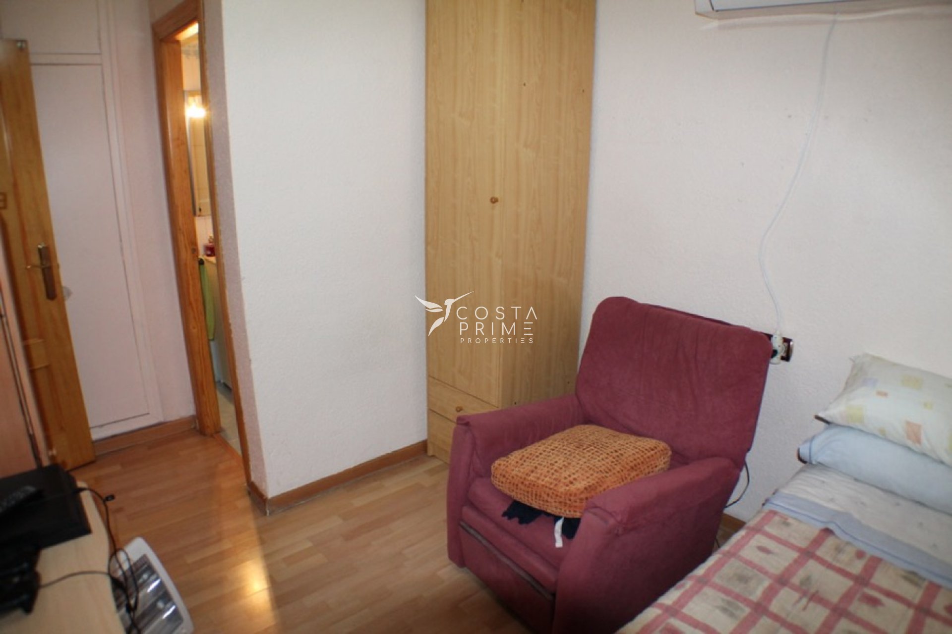 Resale - Apartment / Flat - Benidorm