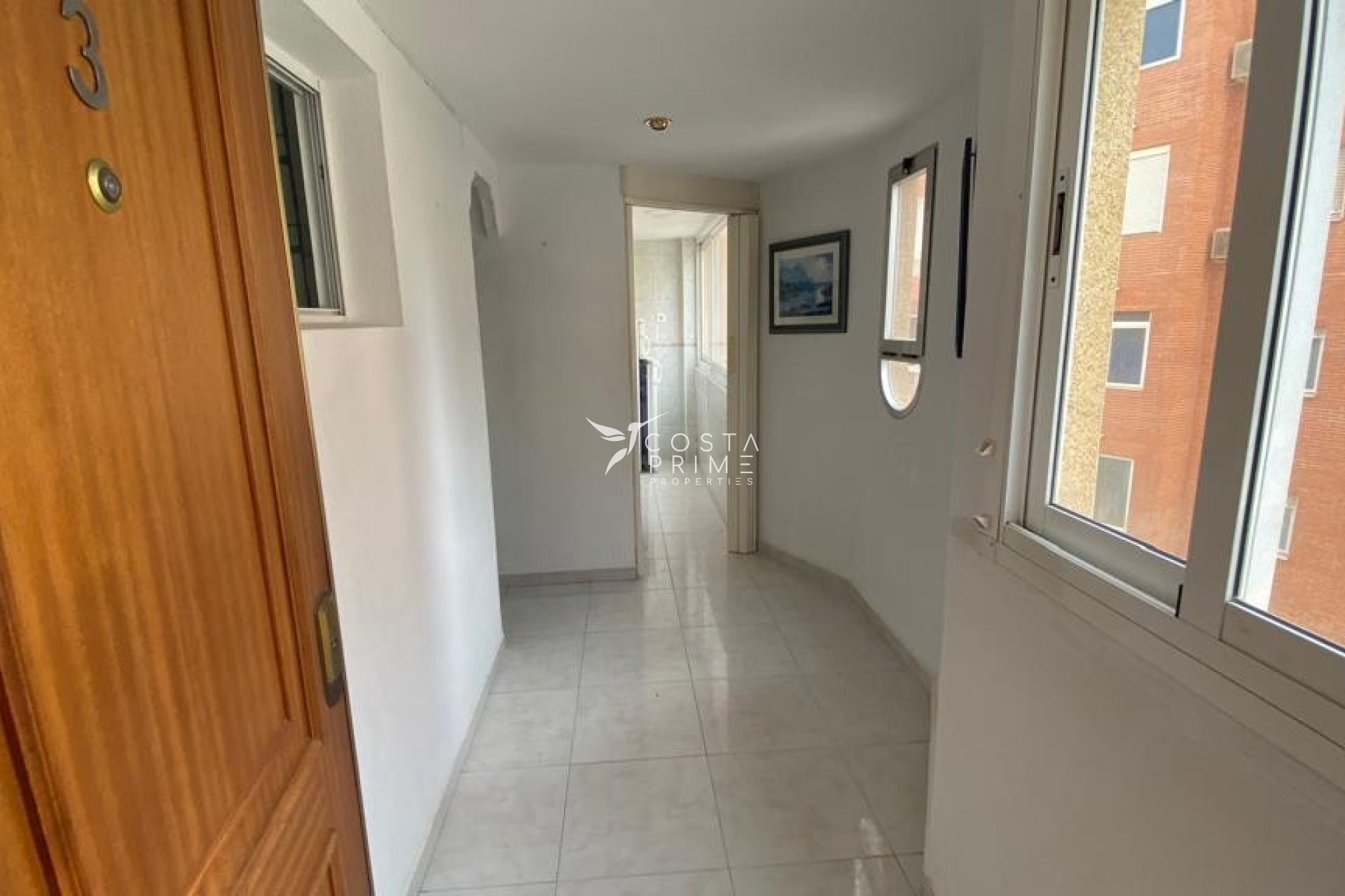 Resale - Apartment / Flat - Benidorm