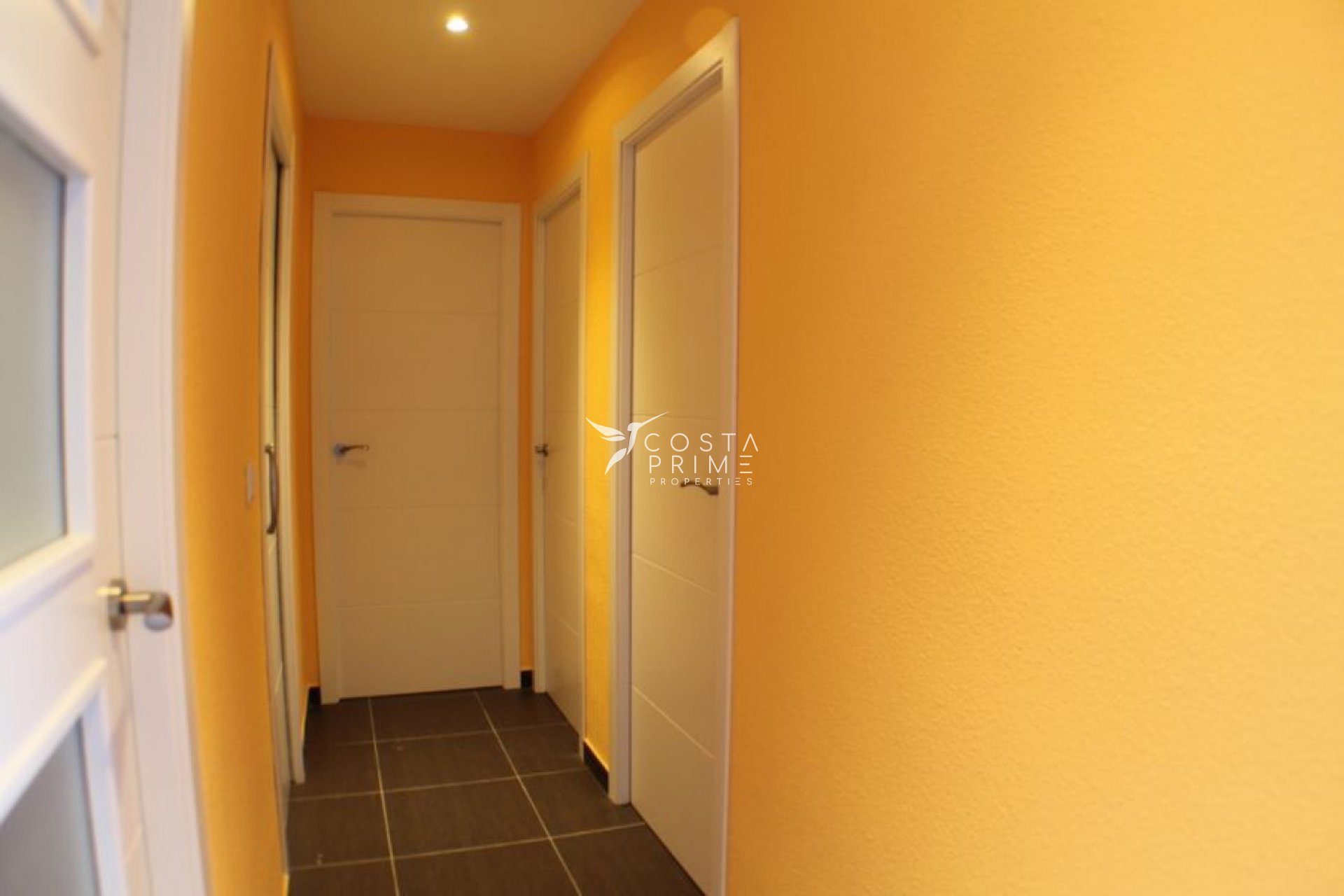 Resale - Apartment / Flat - Benidorm