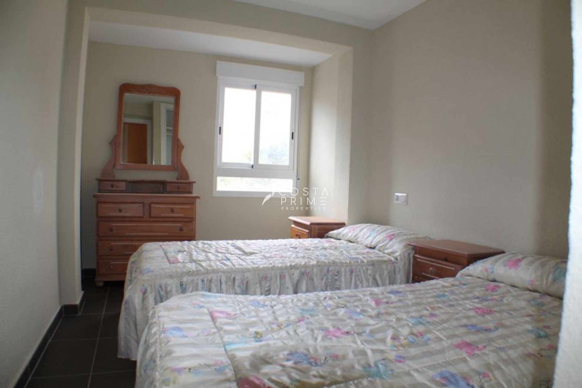 Resale - Apartment / Flat - Benidorm