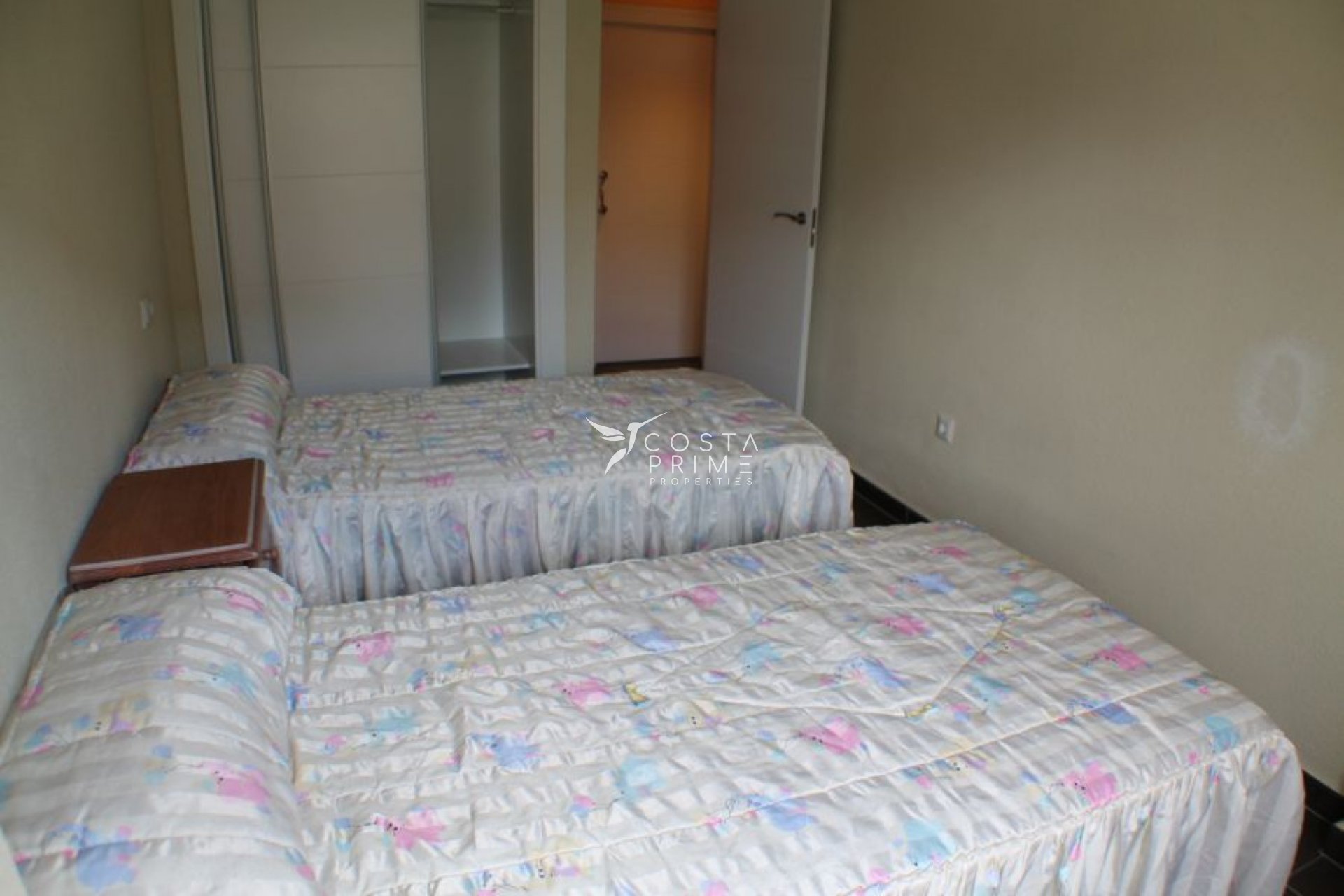 Resale - Apartment / Flat - Benidorm