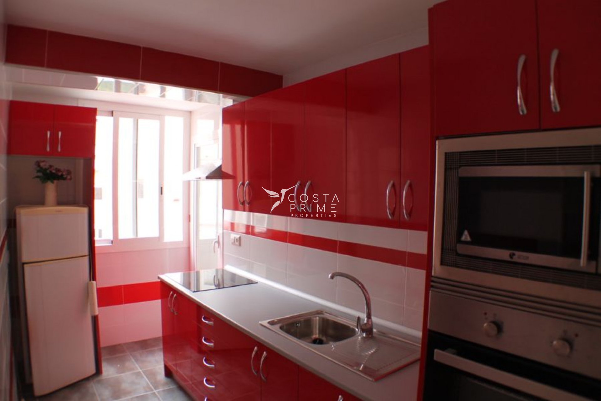 Resale - Apartment / Flat - Benidorm