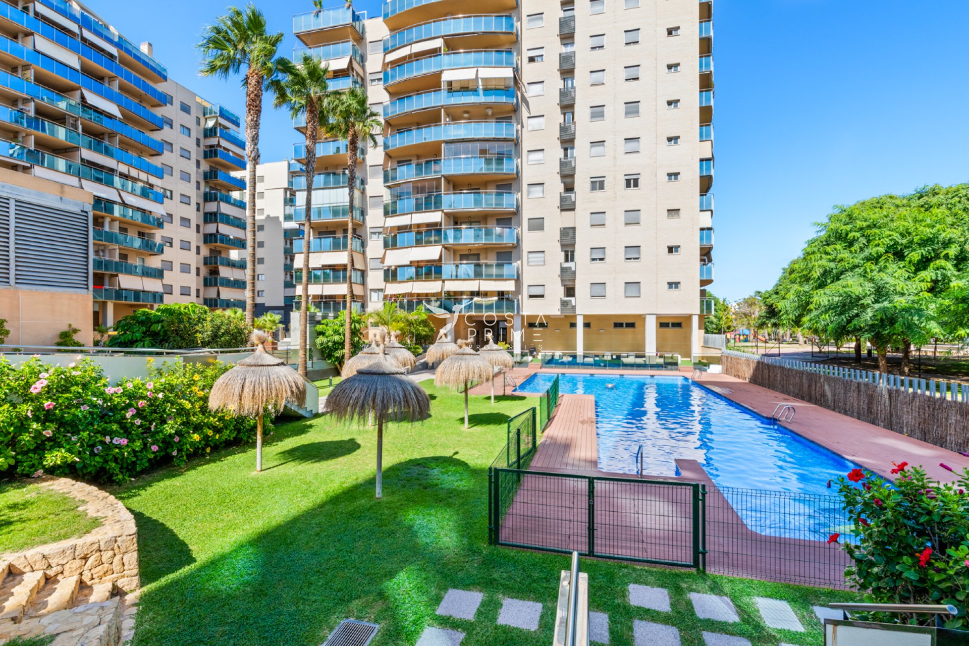 Resale - Apartment / Flat - El Campello