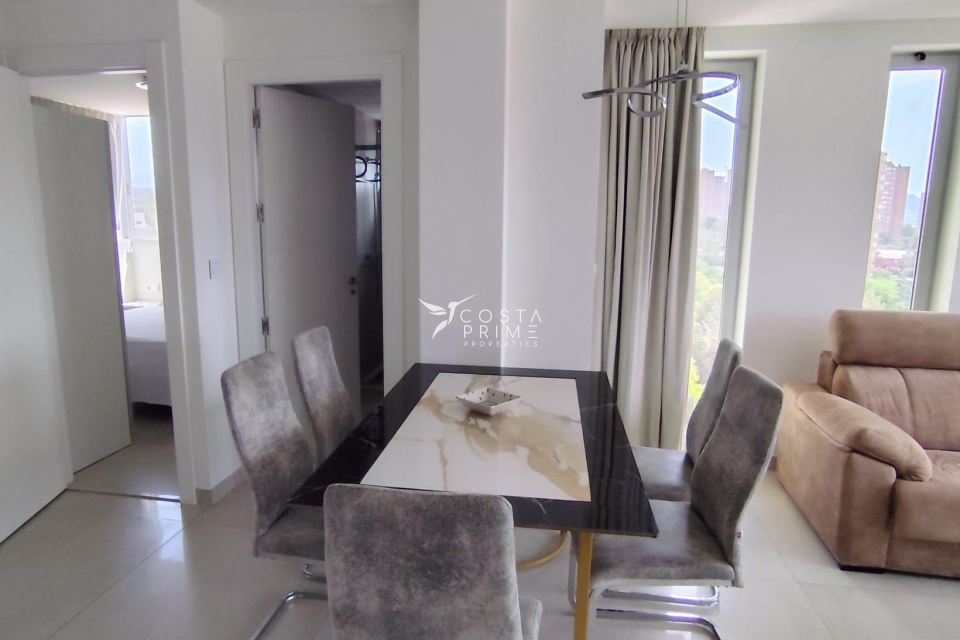 Resale - Apartment / Flat - Finestrat