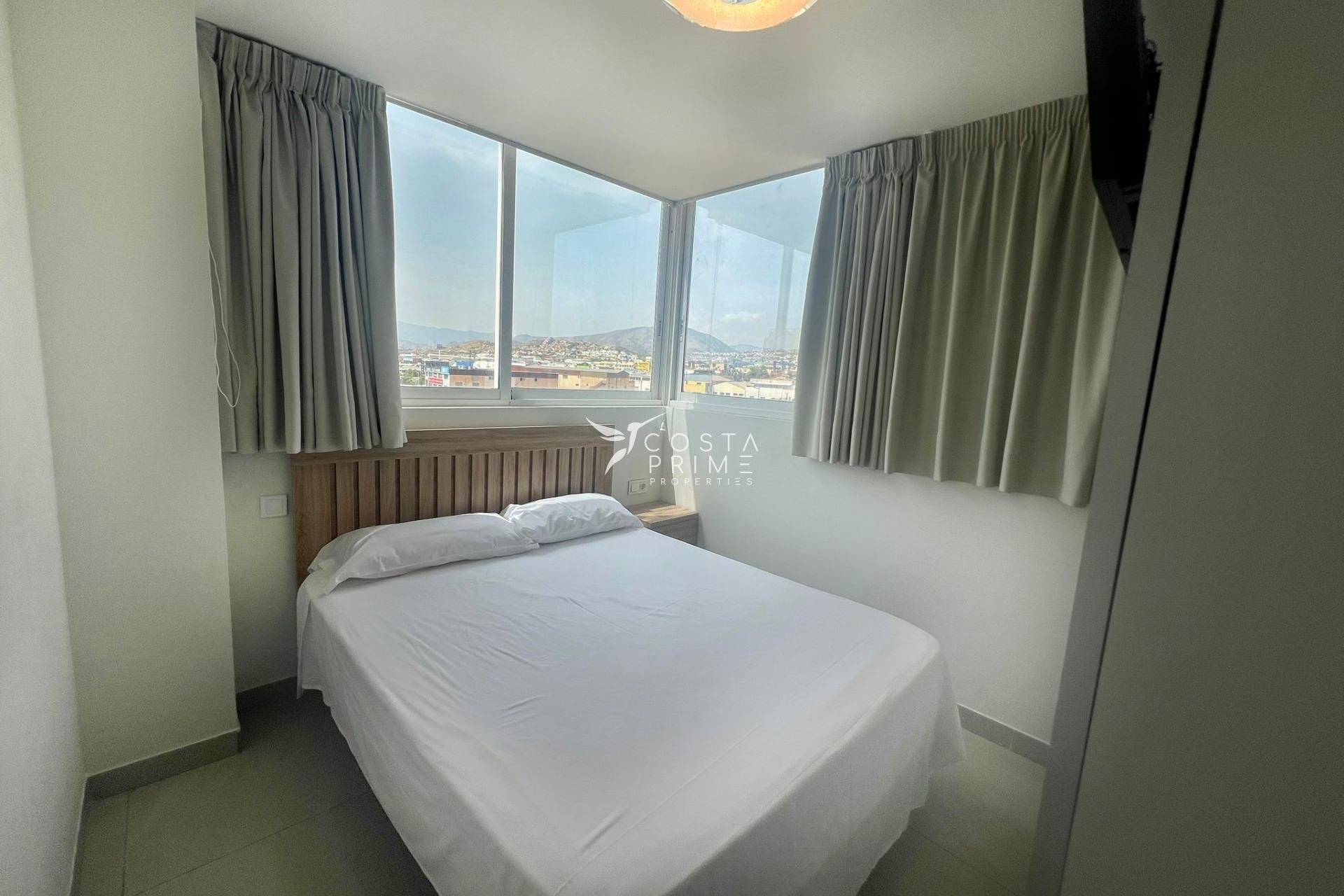 Resale - Apartment / Flat - Finestrat