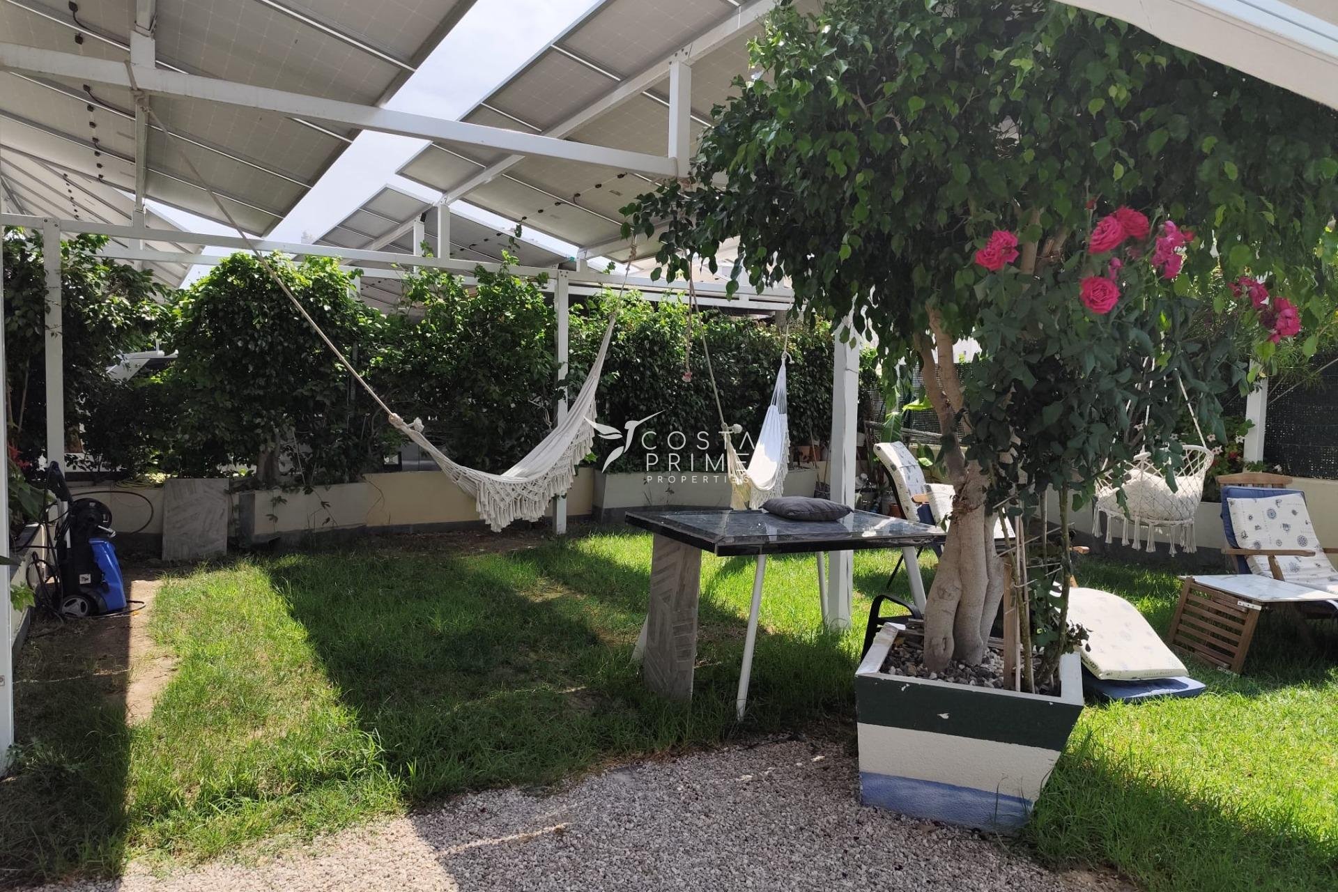 Resale - Apartment / Flat - Finestrat