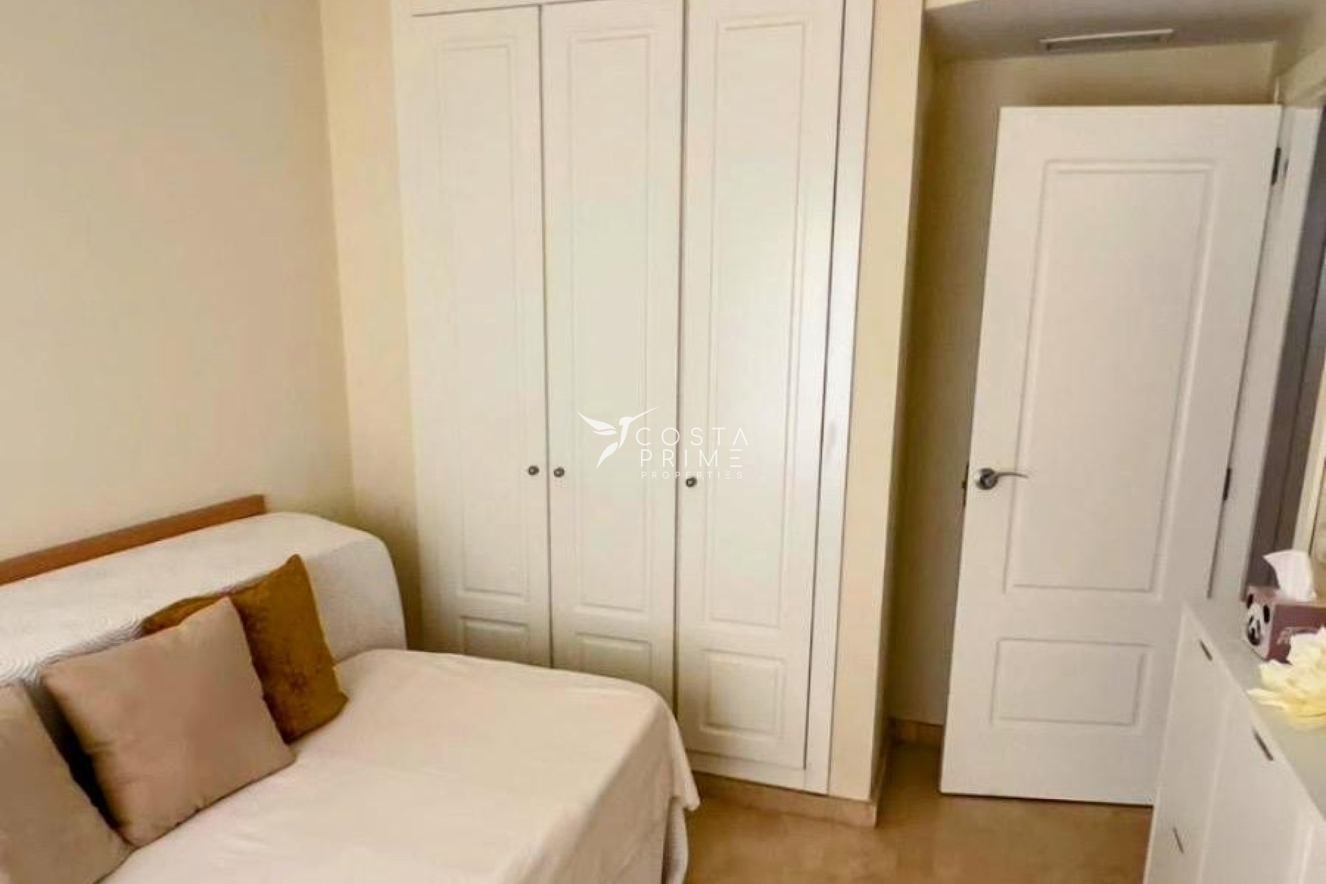 Resale - Apartment / Flat - Finestrat