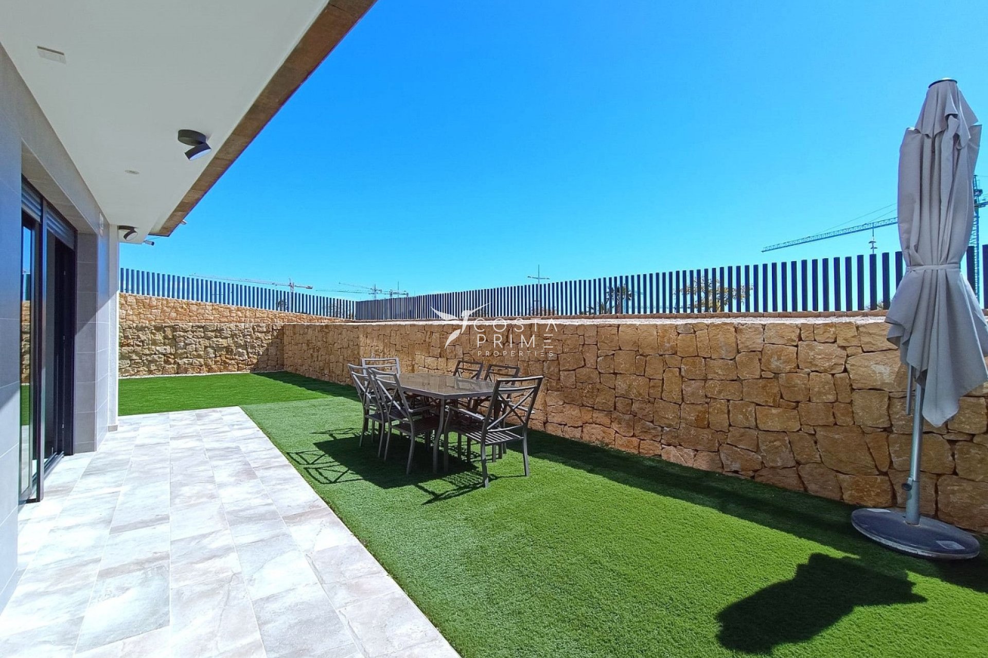 Resale - Apartment / Flat - Finestrat