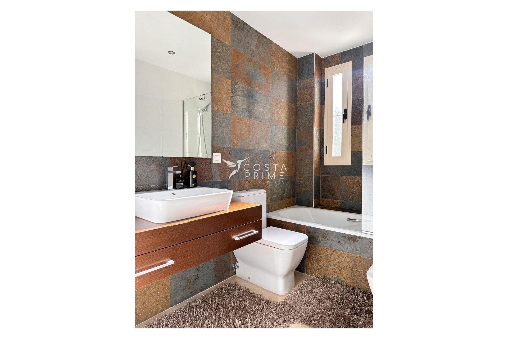 Resale - Apartment / Flat - Finestrat