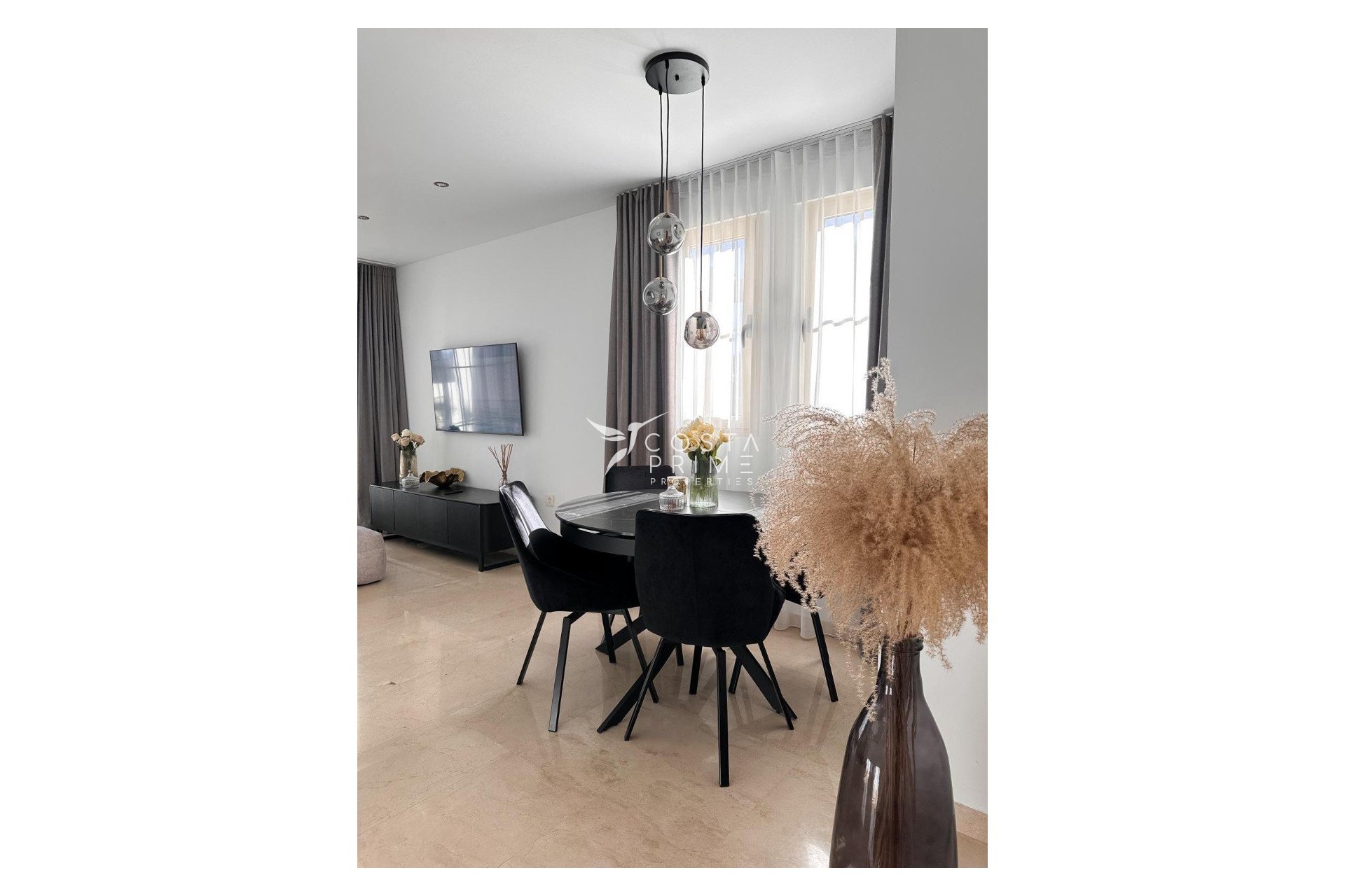 Resale - Apartment / Flat - Finestrat