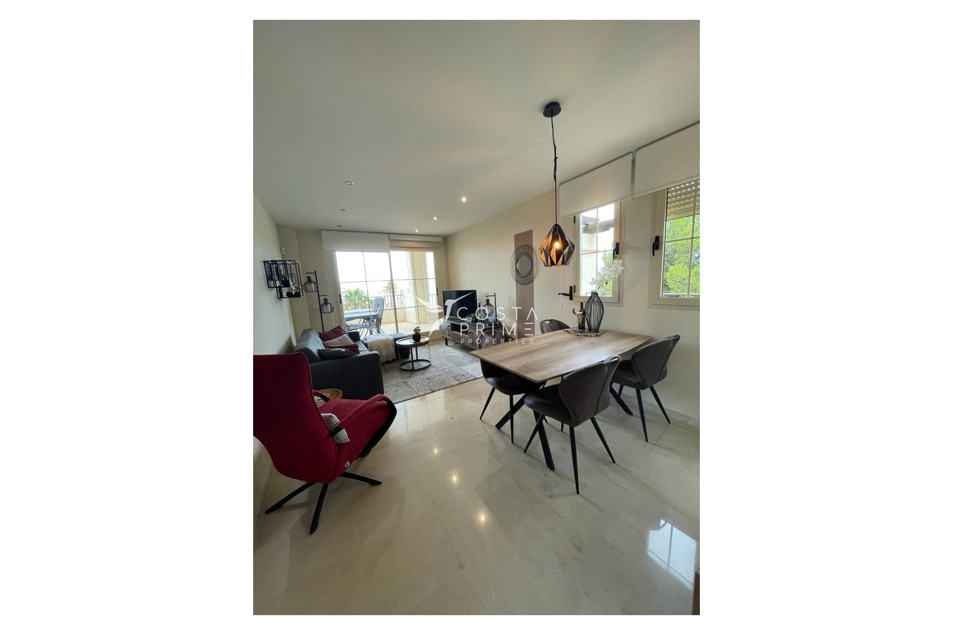 Resale - Apartment / Flat - Finestrat