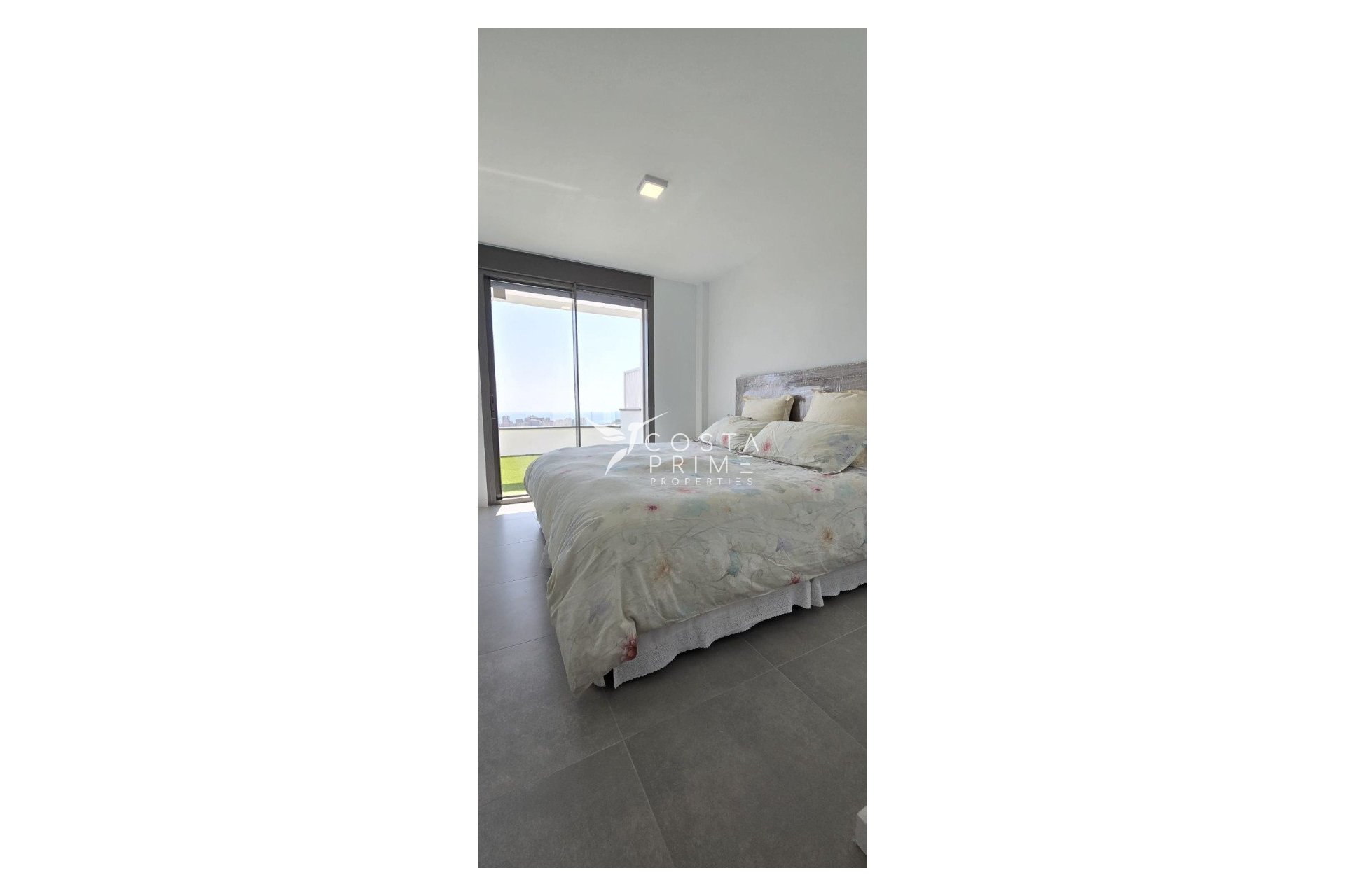 Resale - Apartment / Flat - Finestrat