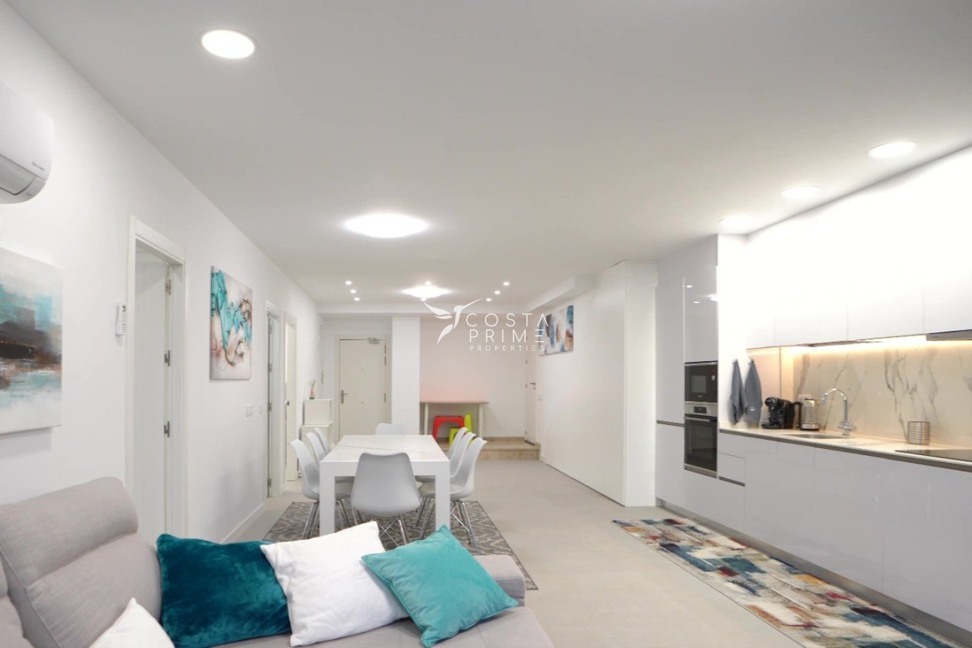 Resale - Apartment / Flat - Finestrat