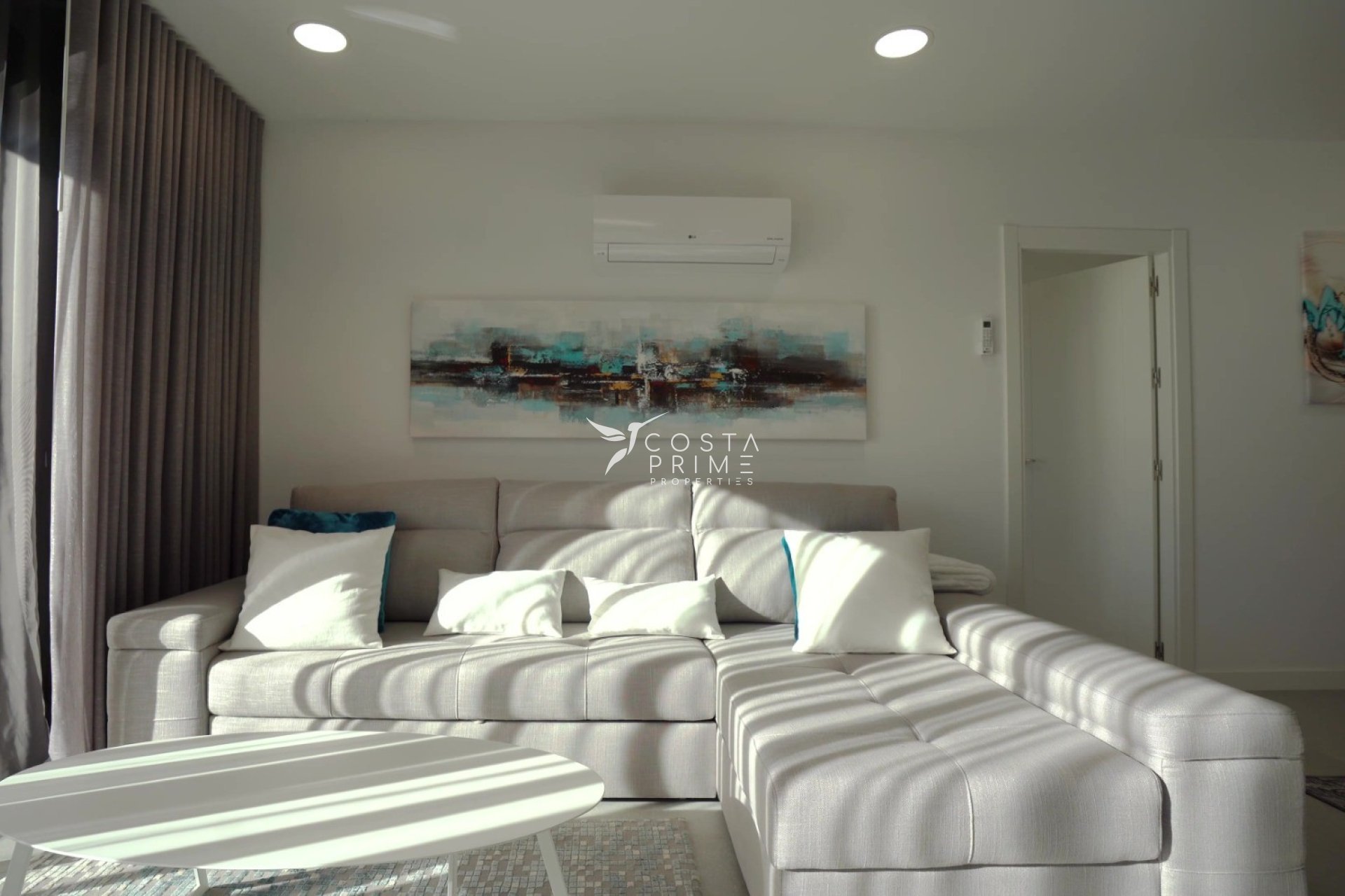 Resale - Apartment / Flat - Finestrat