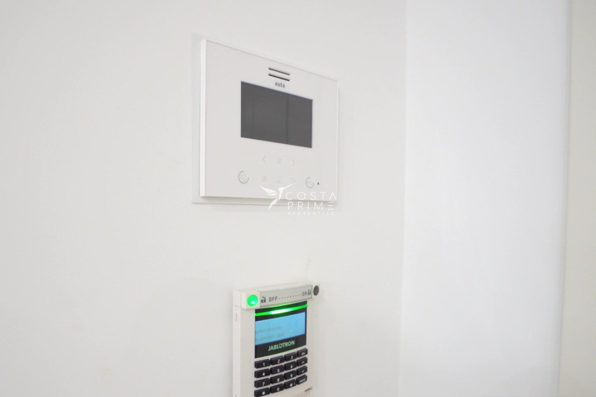 Resale - Apartment / Flat - Finestrat