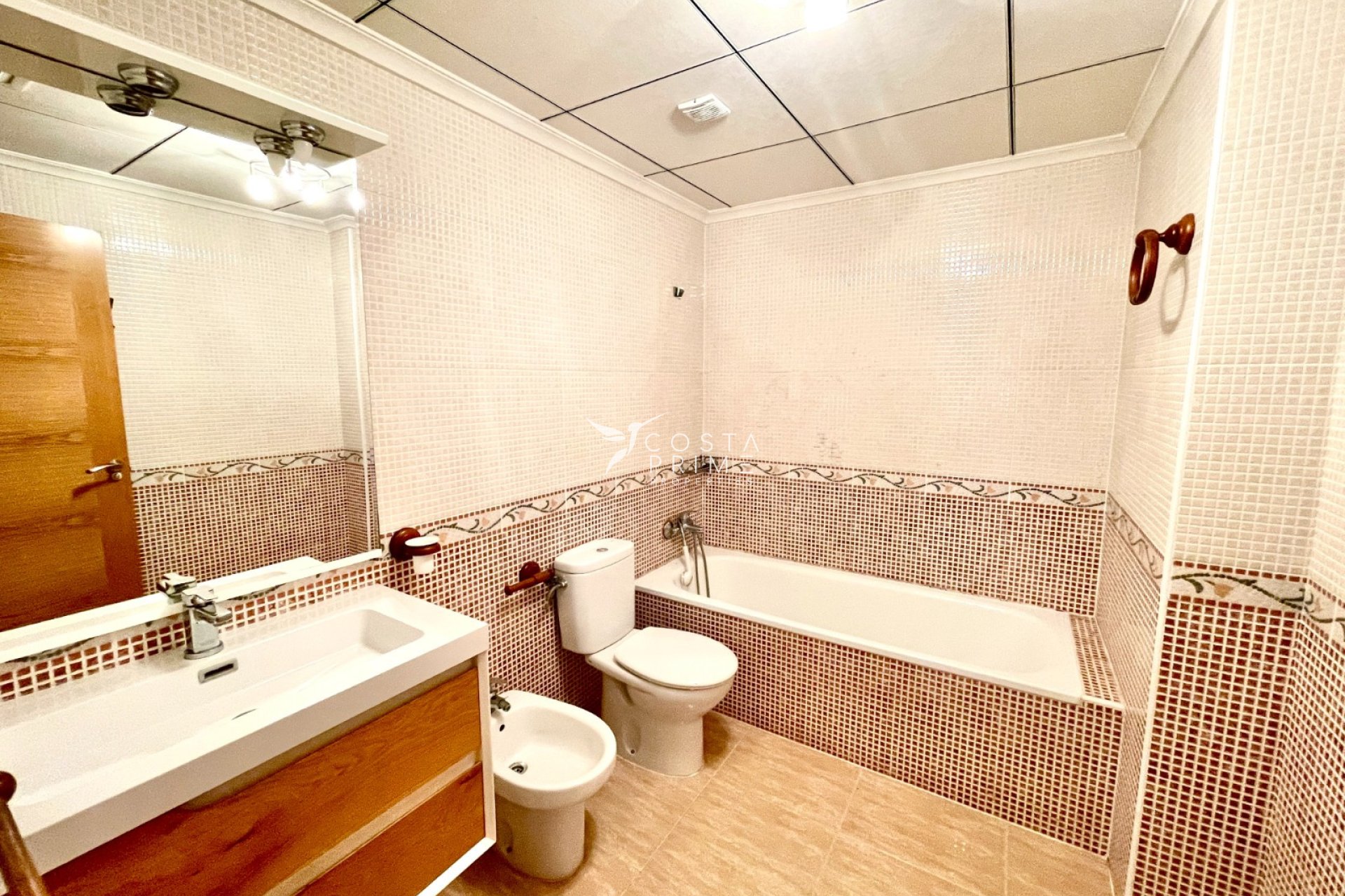 Resale - Apartment / Flat - Formentera del Segura