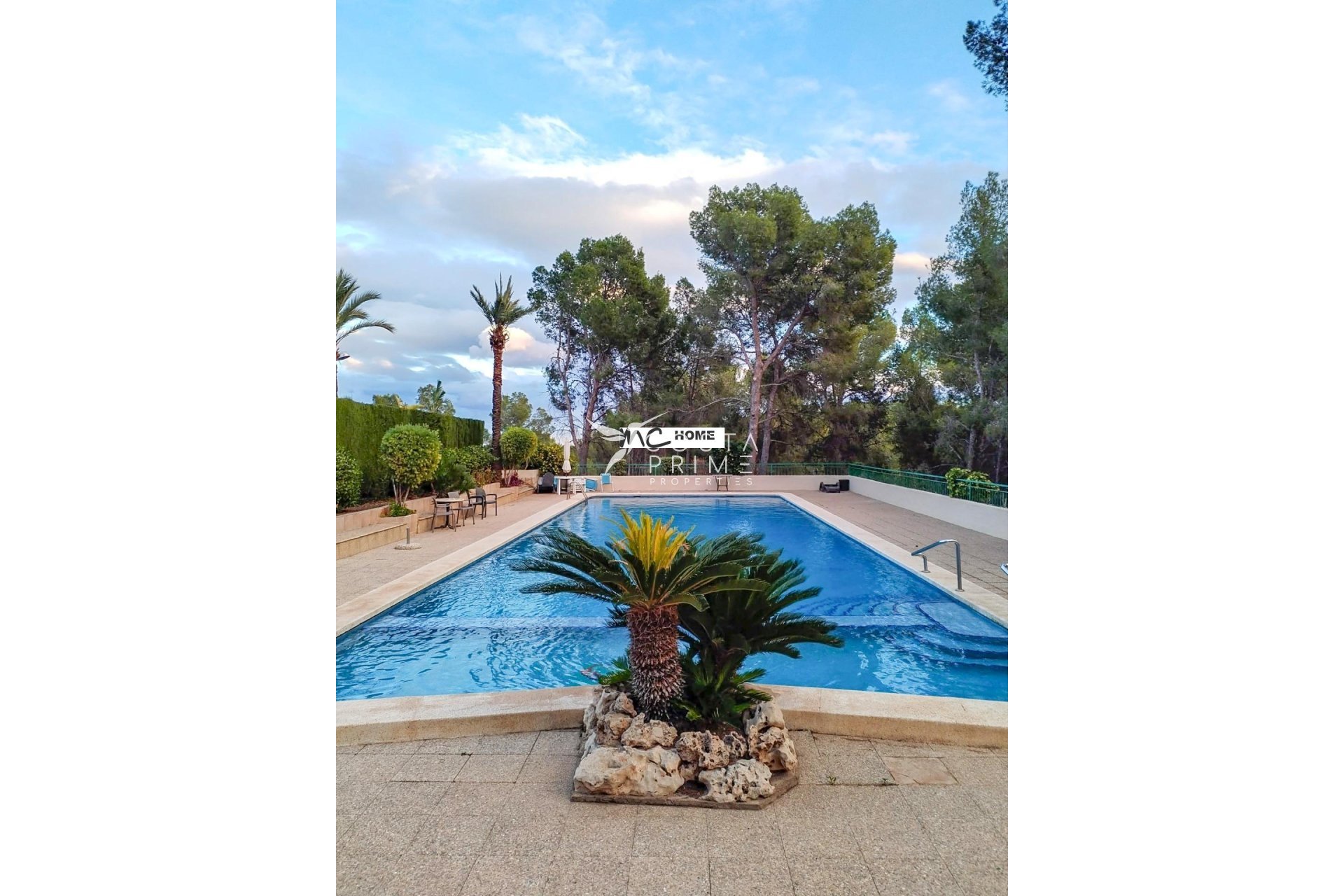 Resale - Apartment / Flat - La Nucía