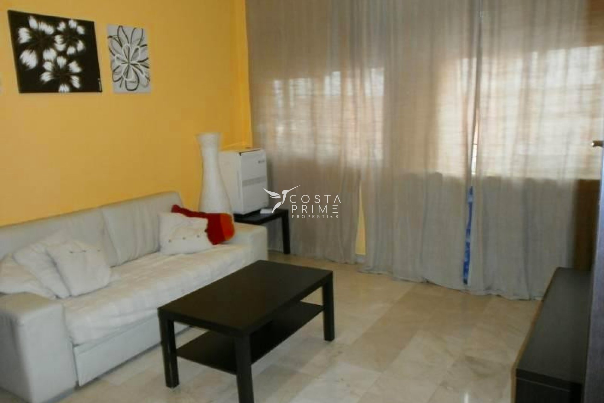 Resale - Apartment / Flat - La Nucía