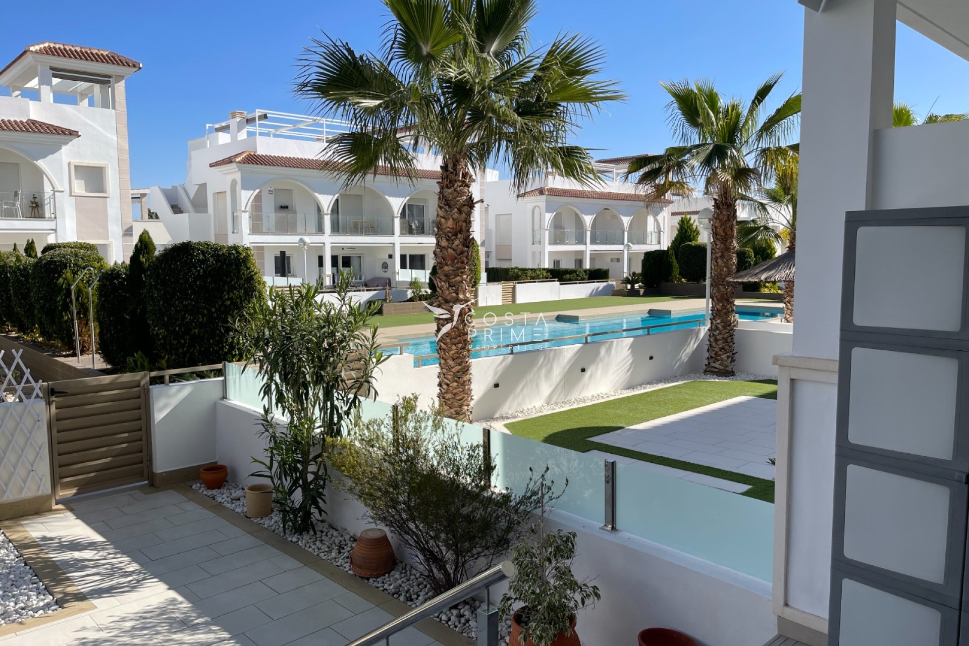 Resale - Apartment / Flat - Rojales