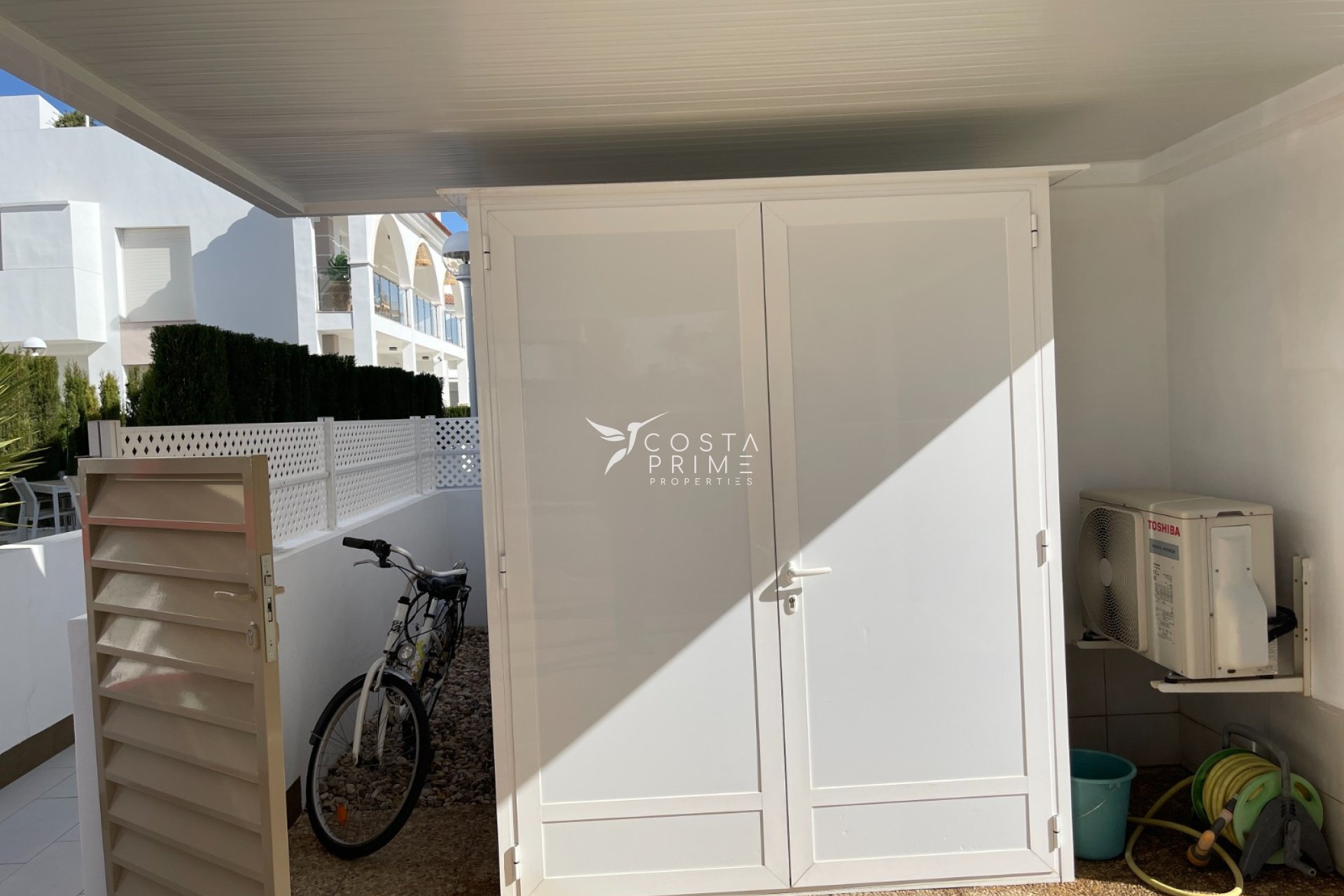 Resale - Apartment / Flat - Rojales