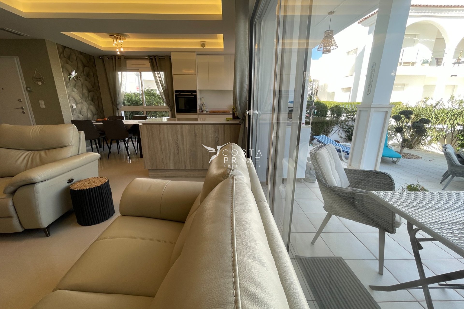 Resale - Apartment / Flat - Rojales