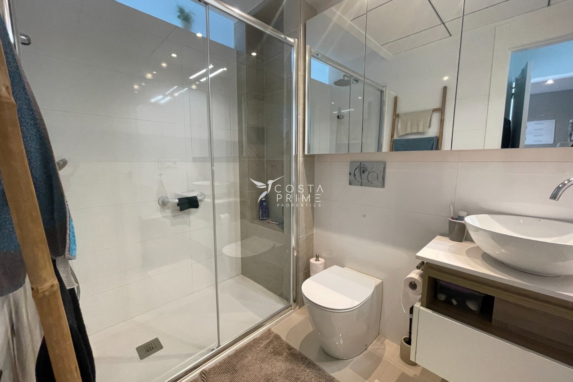 Resale - Apartment / Flat - Rojales