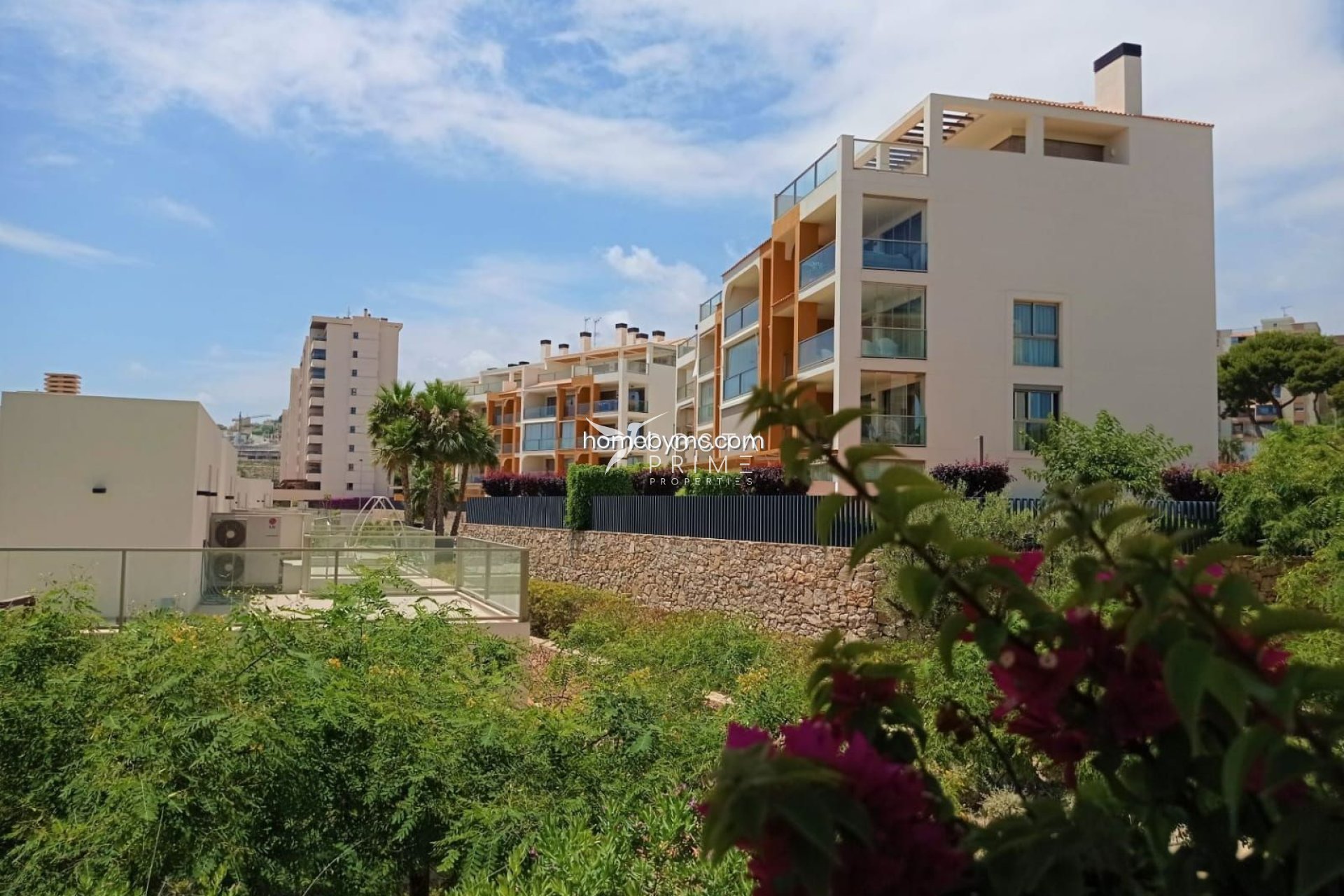 Resale - Apartment / Flat - Villajoyosa