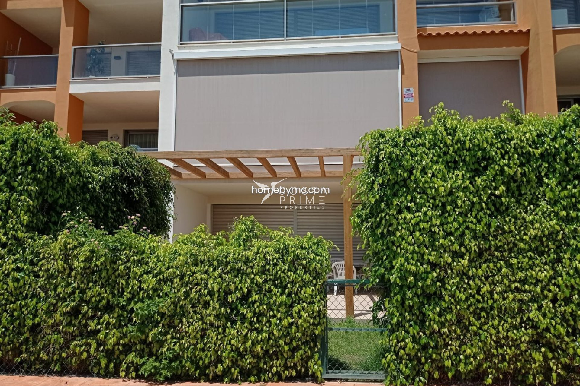 Resale - Apartment / Flat - Villajoyosa