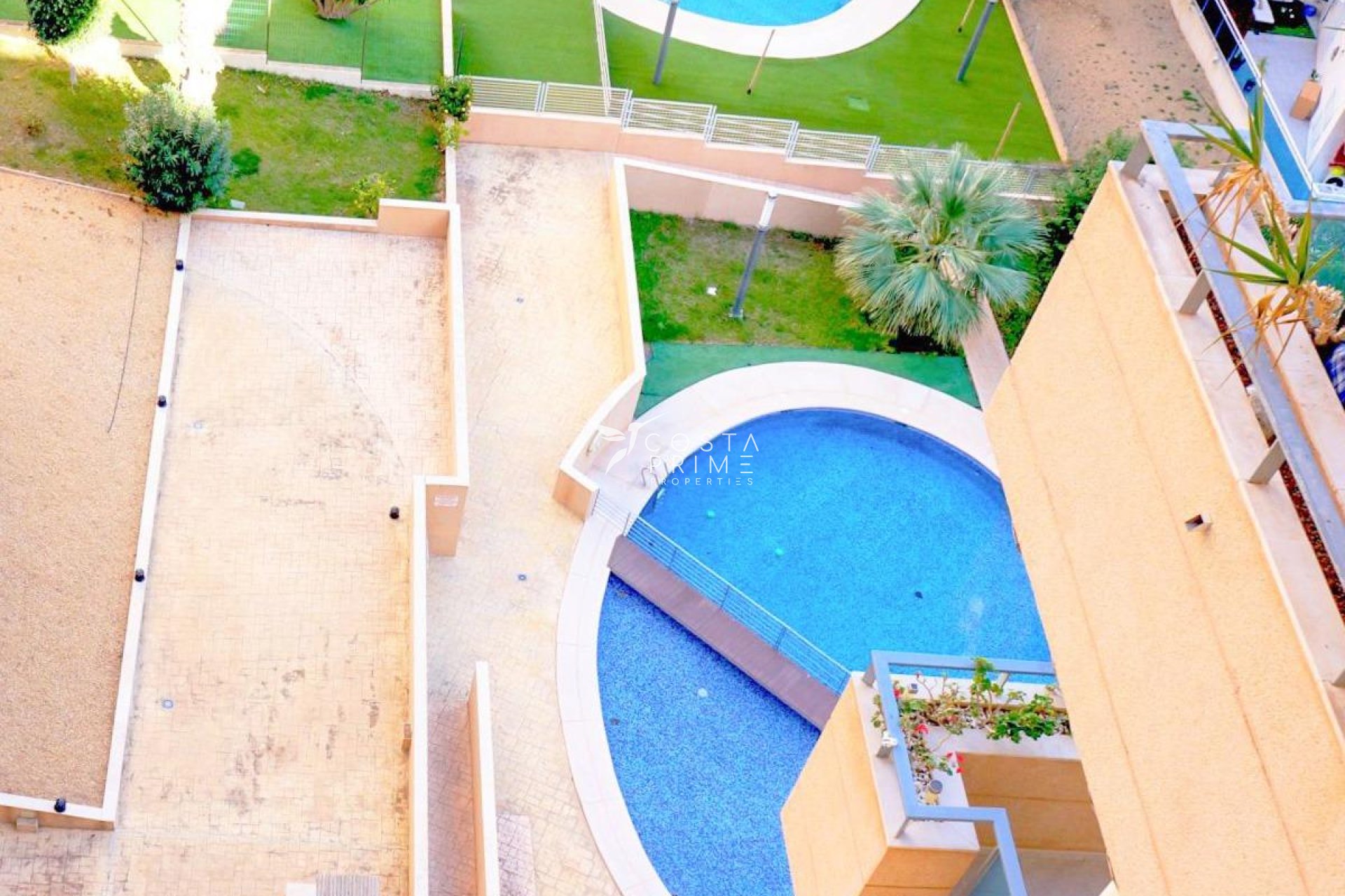 Resale - Apartment / Flat - Villajoyosa