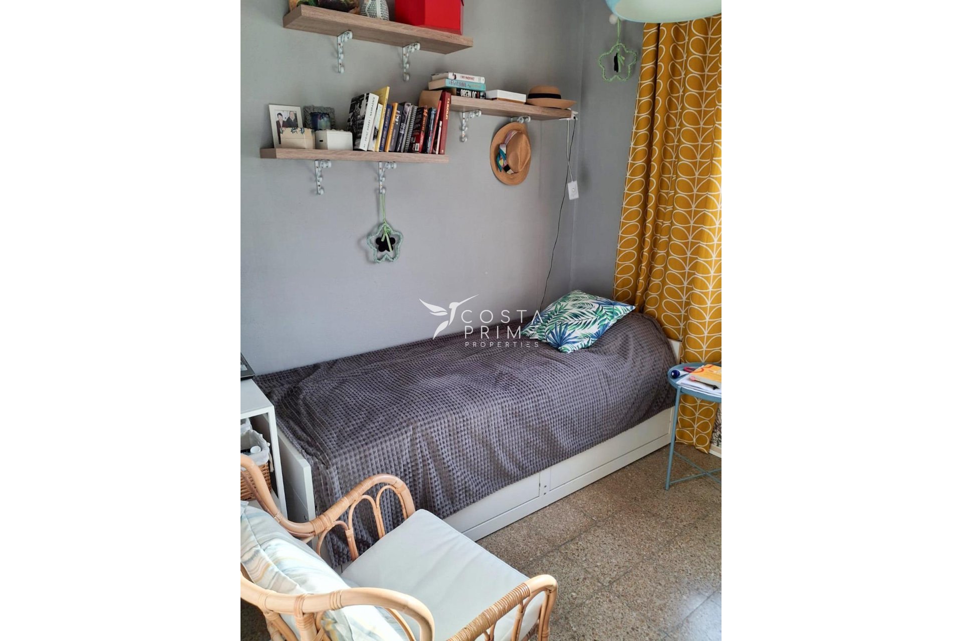 Resale - Apartment / Flat - Villajoyosa